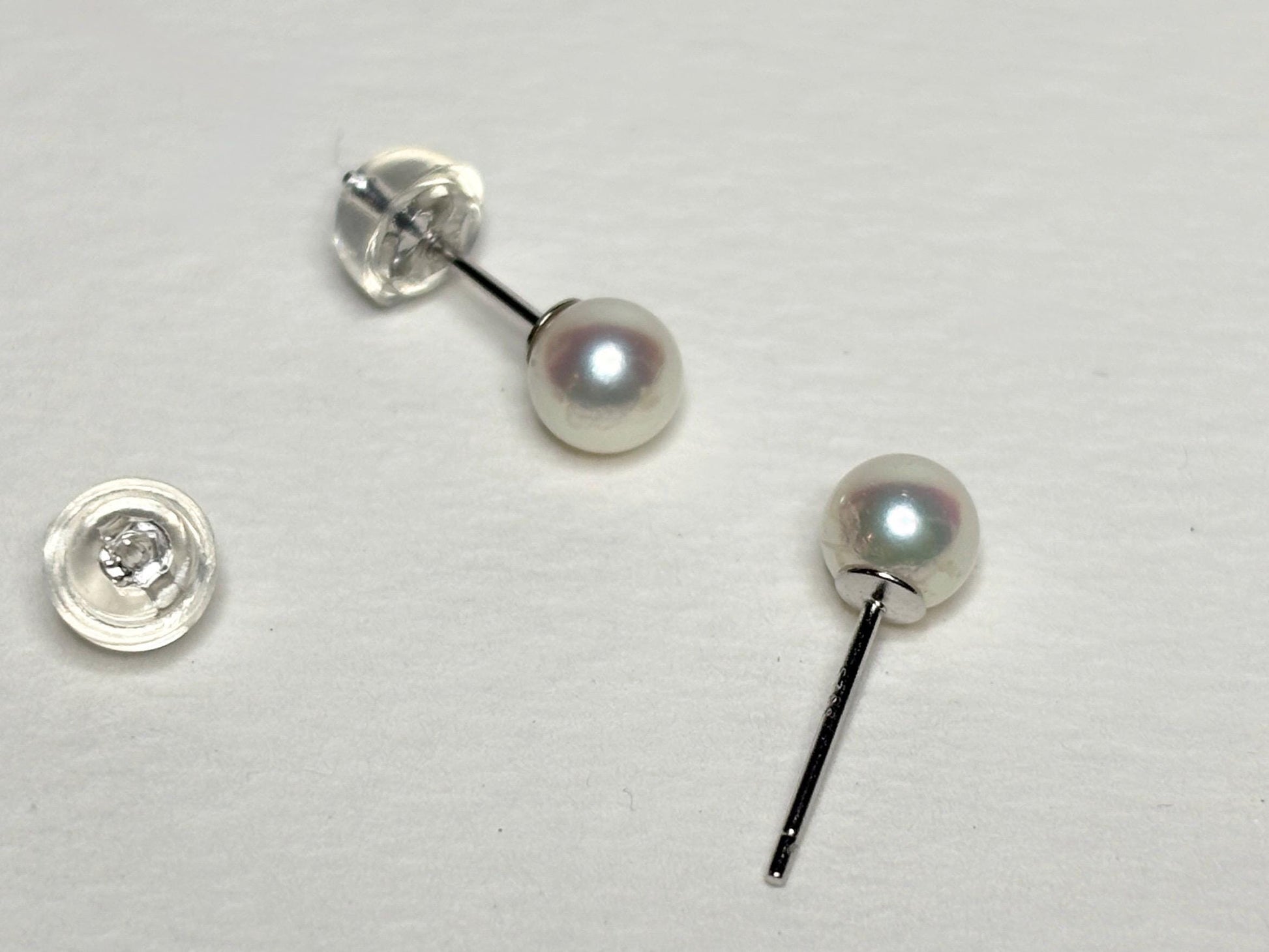Akoya Cultured Pearl Stud Earrings in Sterling Silver 5.2mm - NewLifeJewelryVault