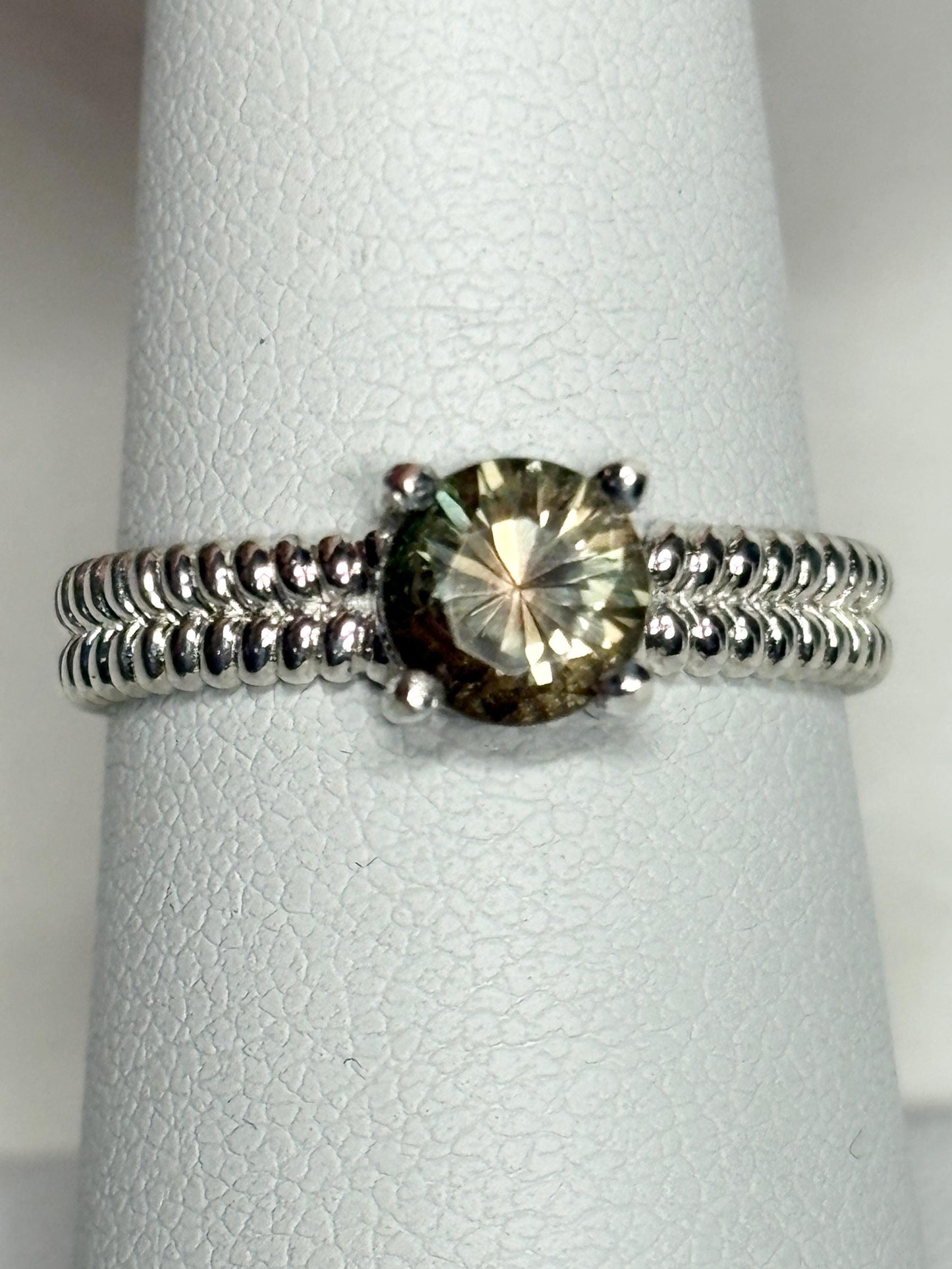 Bi-Color Dichroic Green Oregon Sunstone Braided Band Ring in Sterling Silver size 7 - NewLifeJewelryVault