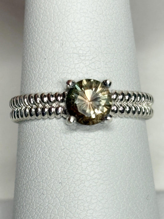 Bi-Color Dichroic Green Oregon Sunstone Braided Band Ring in Sterling Silver size 7 - NewLifeJewelryVault