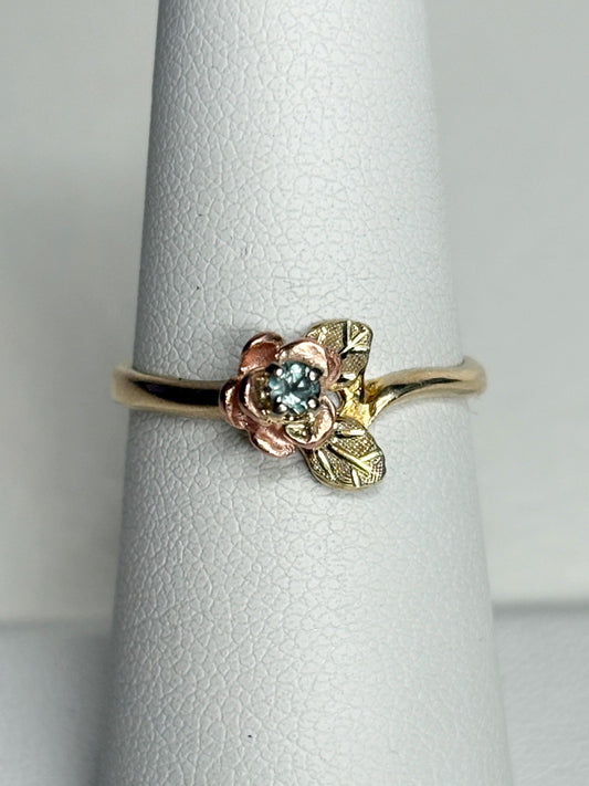 Black Hills Gold Color Change Garnet Rose ring solid 10k gold size 6.5 - NewLifeJewelryVault