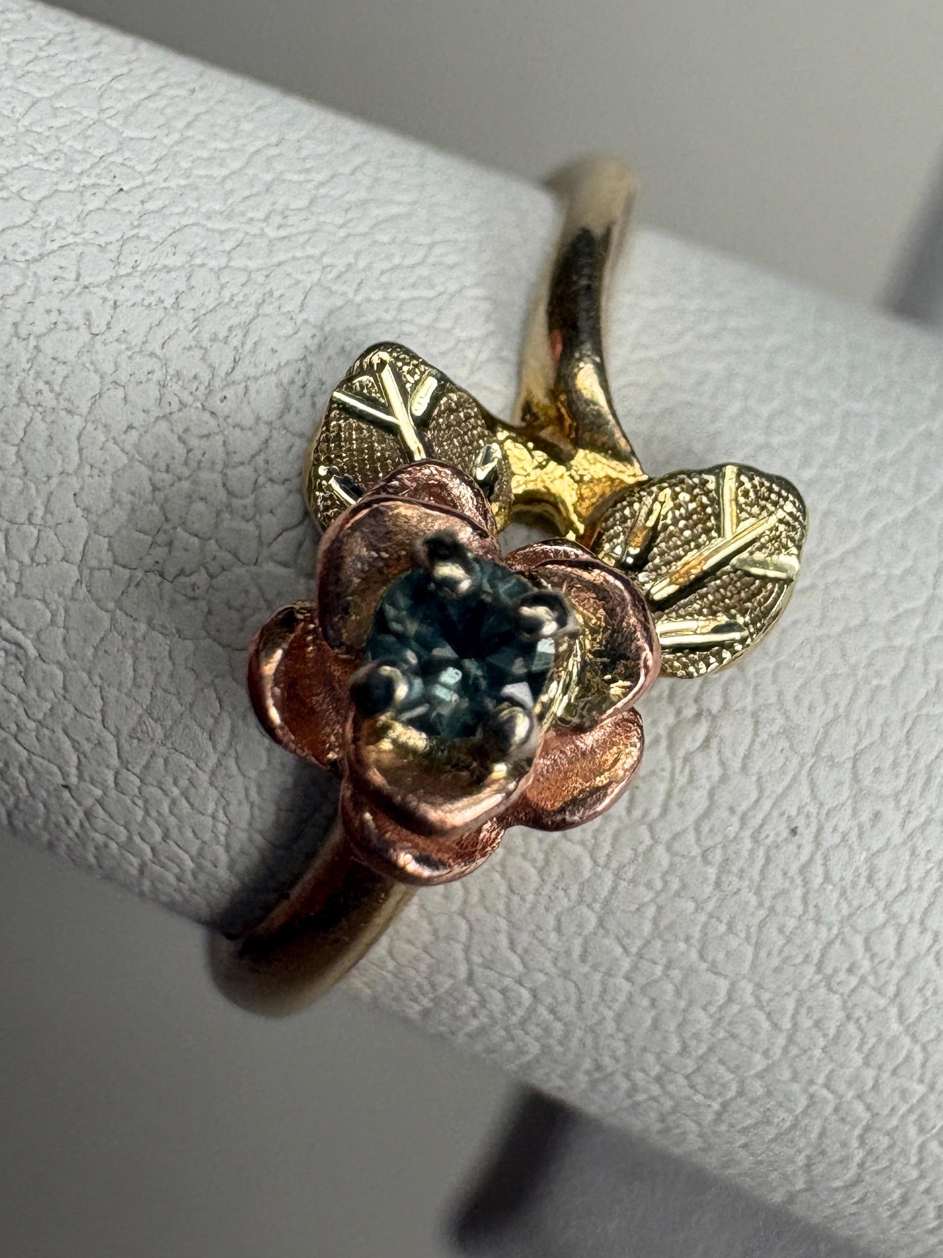 Black Hills Gold Color Change Garnet Rose ring solid 10k gold size 6.5 - NewLifeJewelryVault