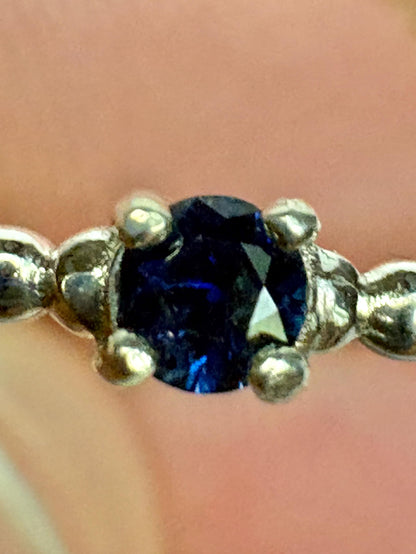 Natural Blue Sapphire Beaded Band Ring Sterling Silver size 9 - NewLifeJewelryVault