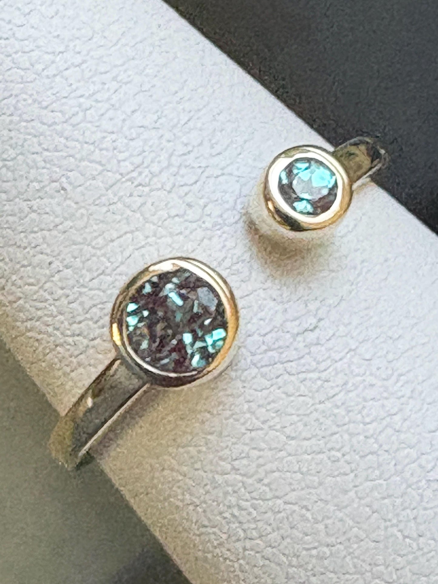 Lab Grown Alexandrite Chrysoberyl Bezel Set Open Stackable Ring Solid 10k size 7.5 - NewLifeJewelryVault