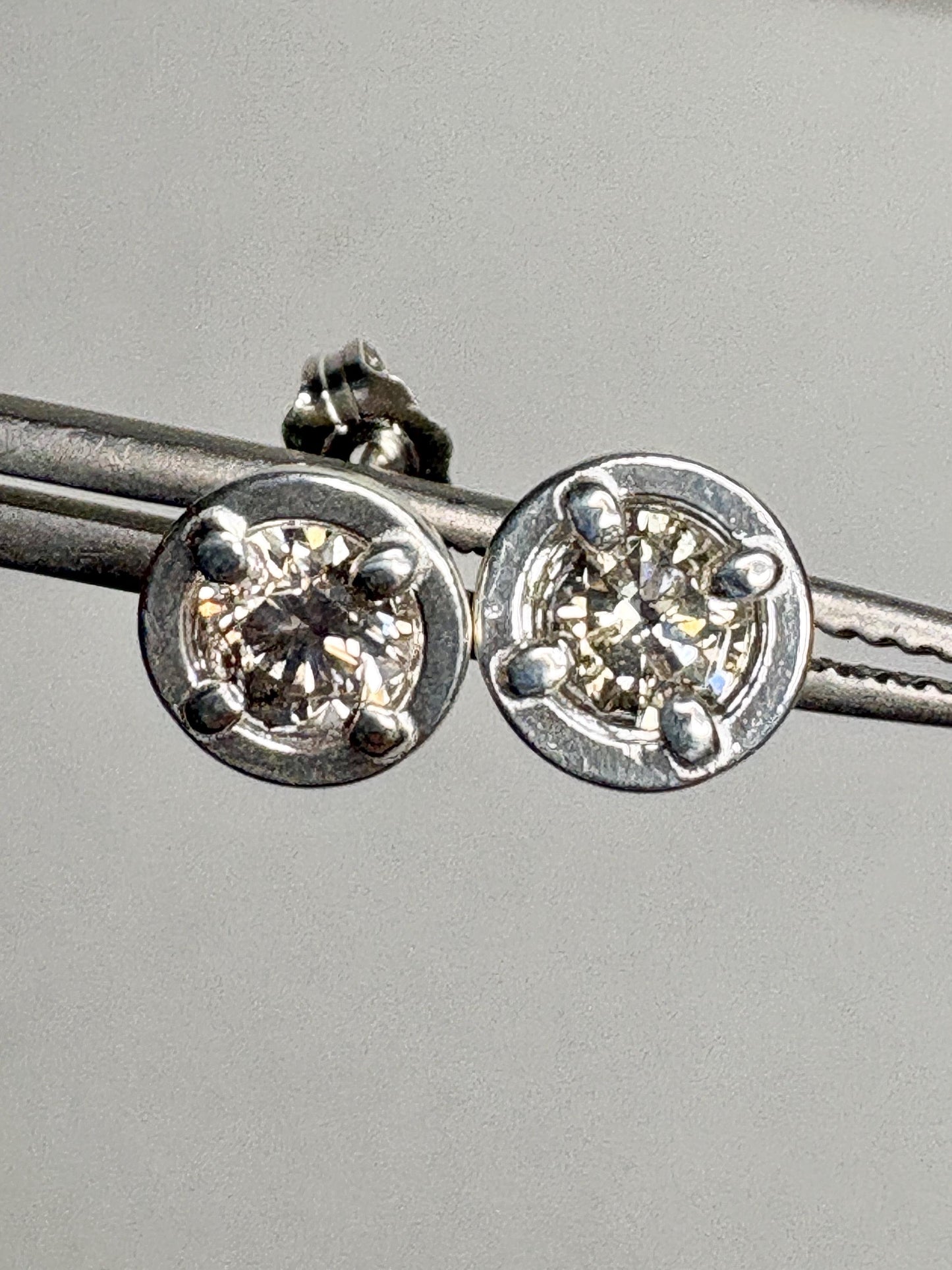 Natural Champagne Diamond Stud Earrings in Sterling Silver .70ctw - NewLifeJewelryVault