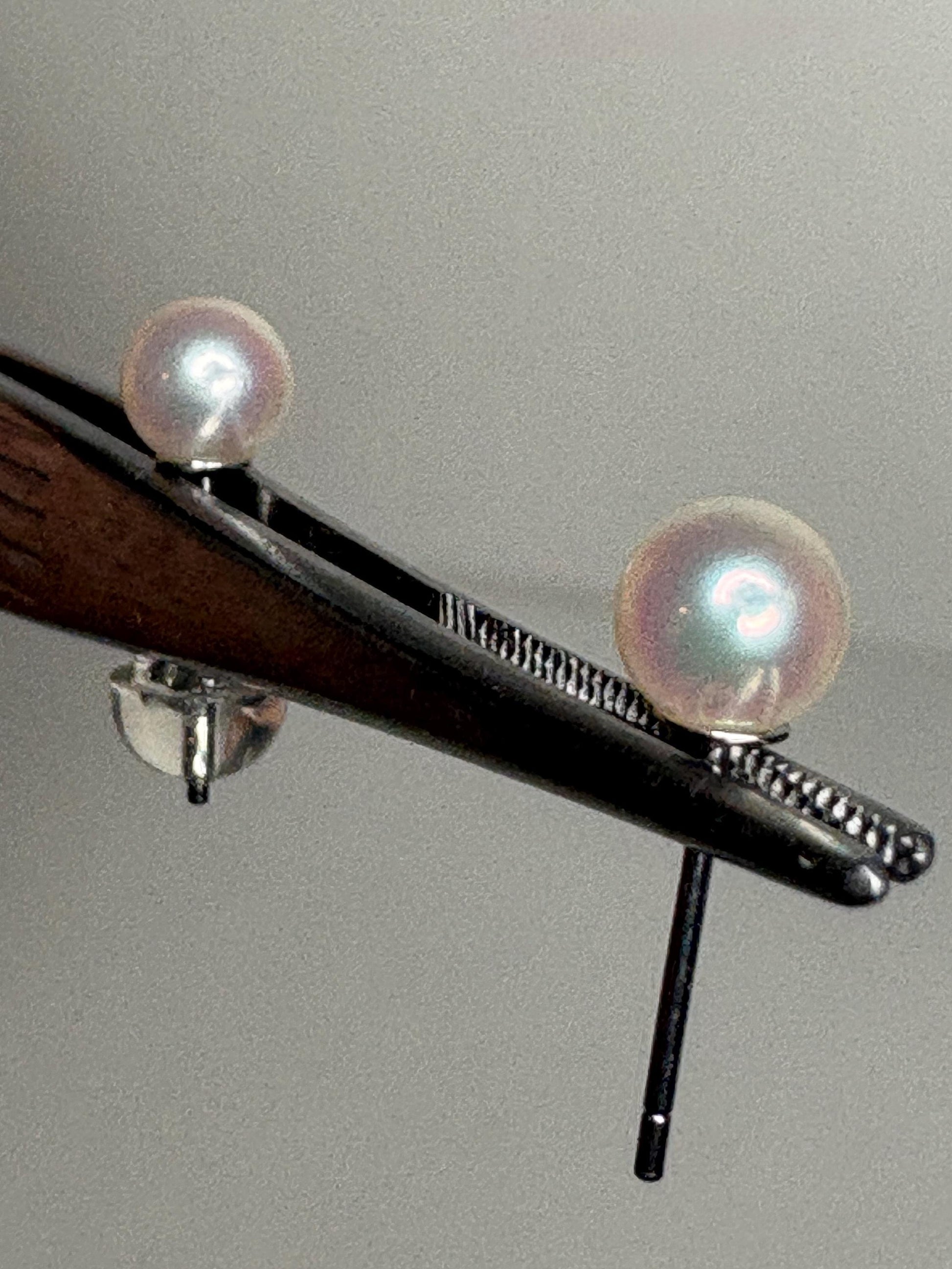 Akoya Cultured Pearl Stud Earrings in Sterling Silver 5.2mm - NewLifeJewelryVault