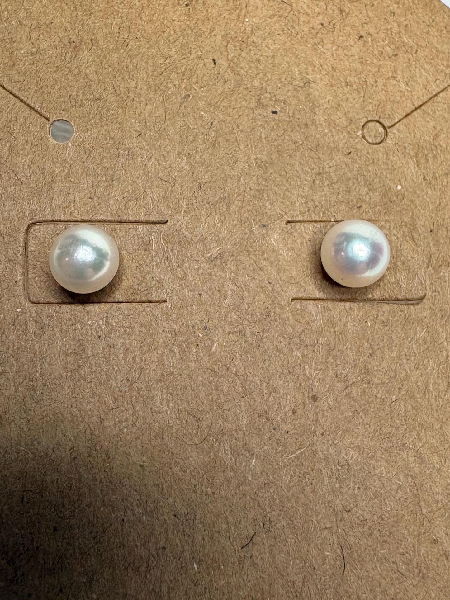 Akoya Cultured Pearl Stud Earrings in Sterling Silver 5.2mm - NewLifeJewelryVault