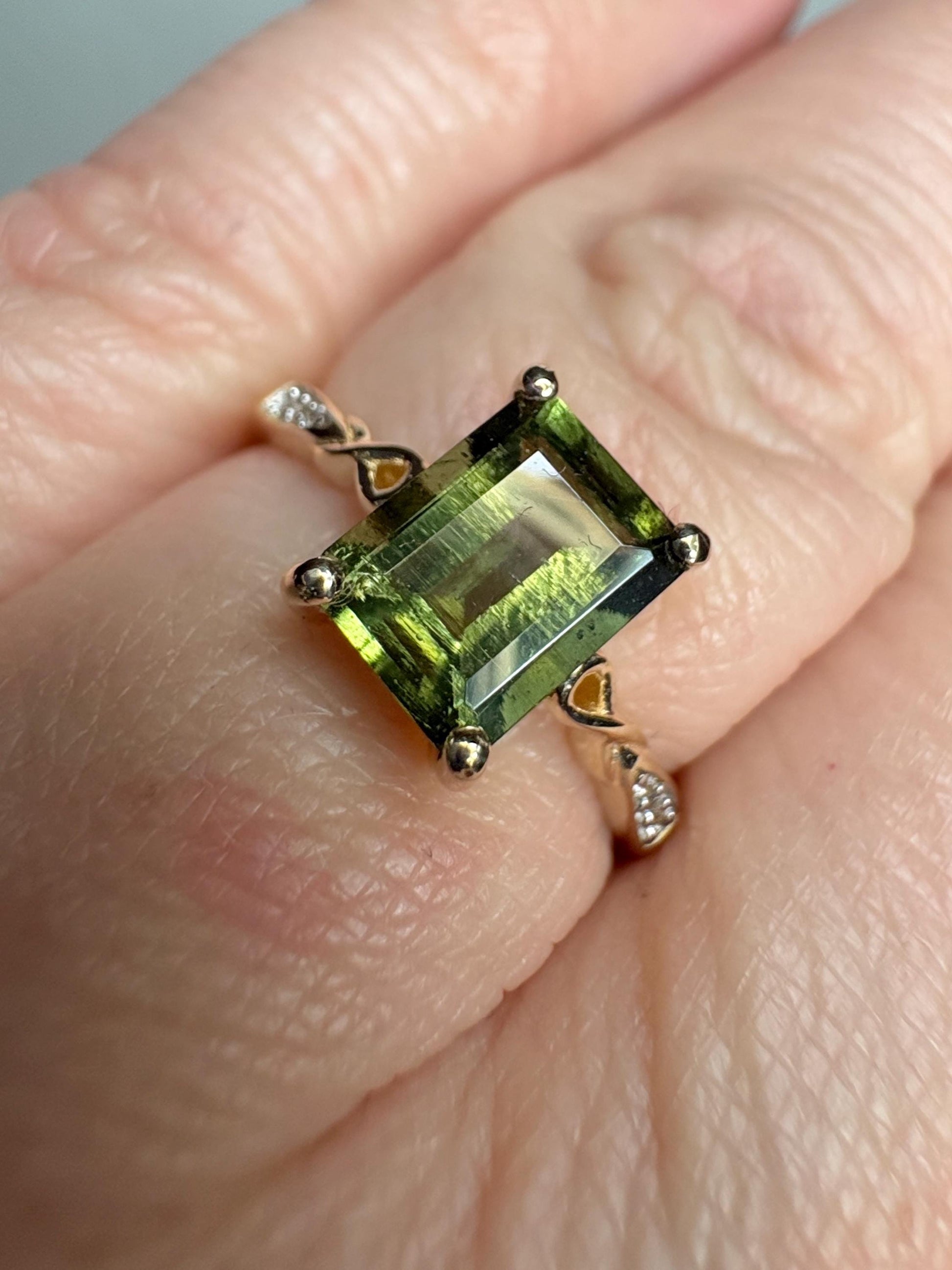 Moldavite Solitaire Emerald Cut Ring Solid 9k Gold size 7 - NewLifeJewelryVault
