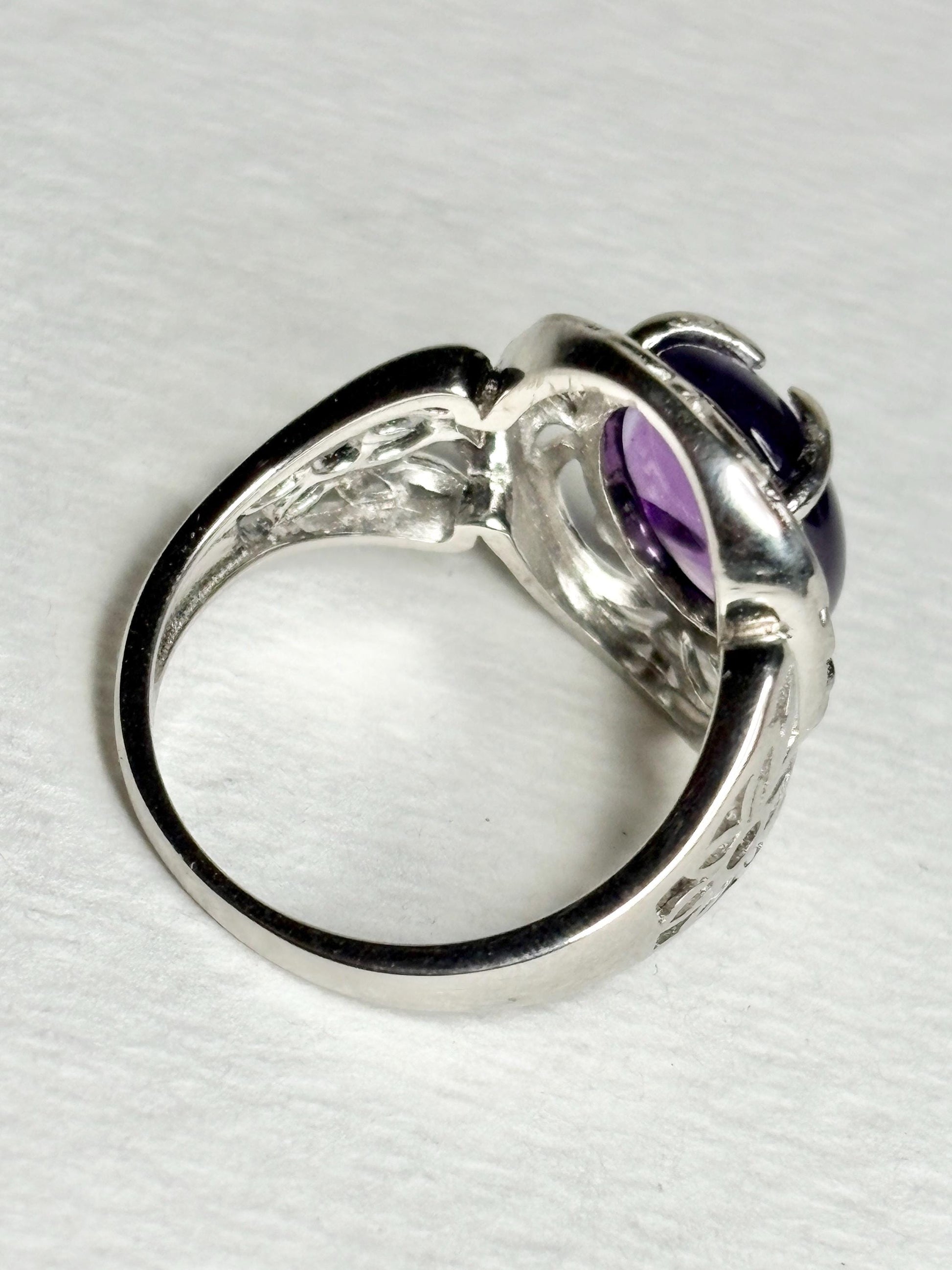 Amethyst Arizona Four Peaks Cabochon Unique Floral Ring Sterling Silver size 7 - NewLifeJewelryVault