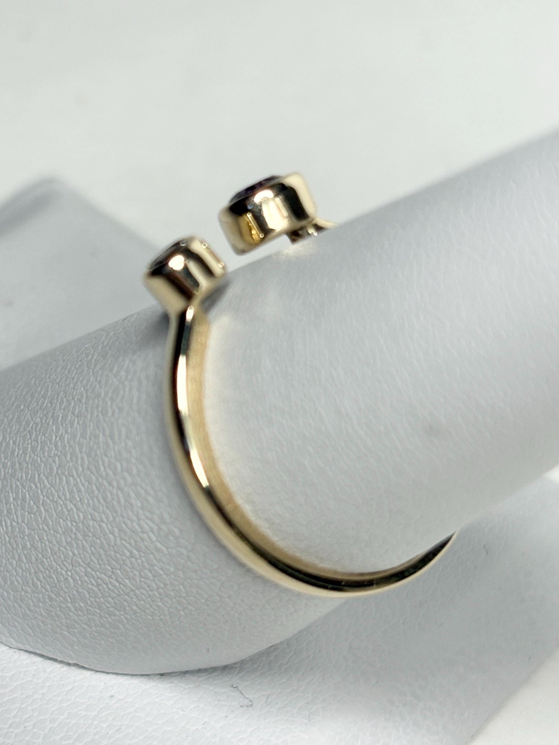 Lab Grown Alexandrite Chrysoberyl Bezel Set Open Stackable Ring Solid 10k size 7.5 - NewLifeJewelryVault