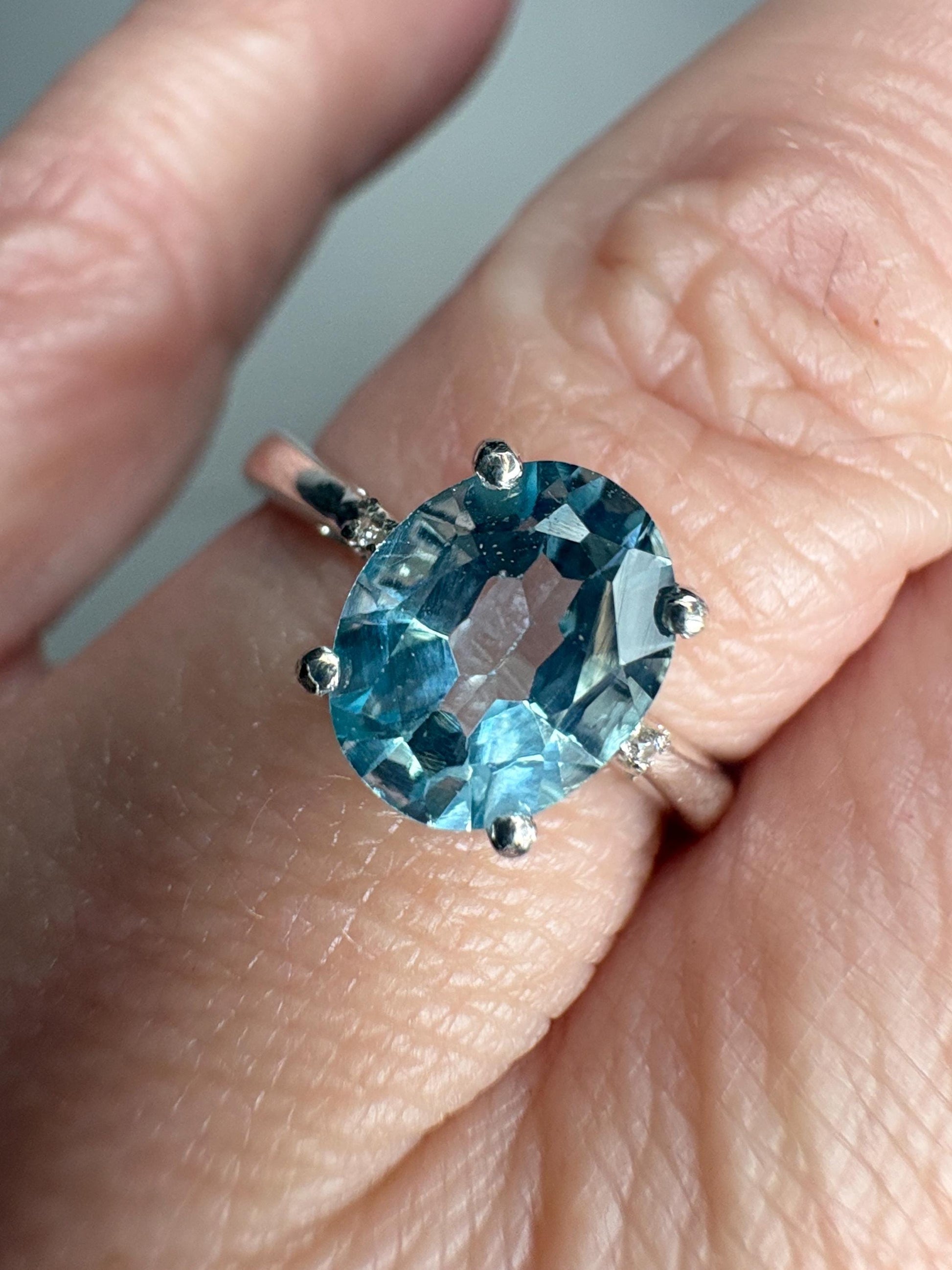 Sky Blue Topaz and Natural Diamond Ring Sterling Silver size 7 - NewLifeJewelryVault