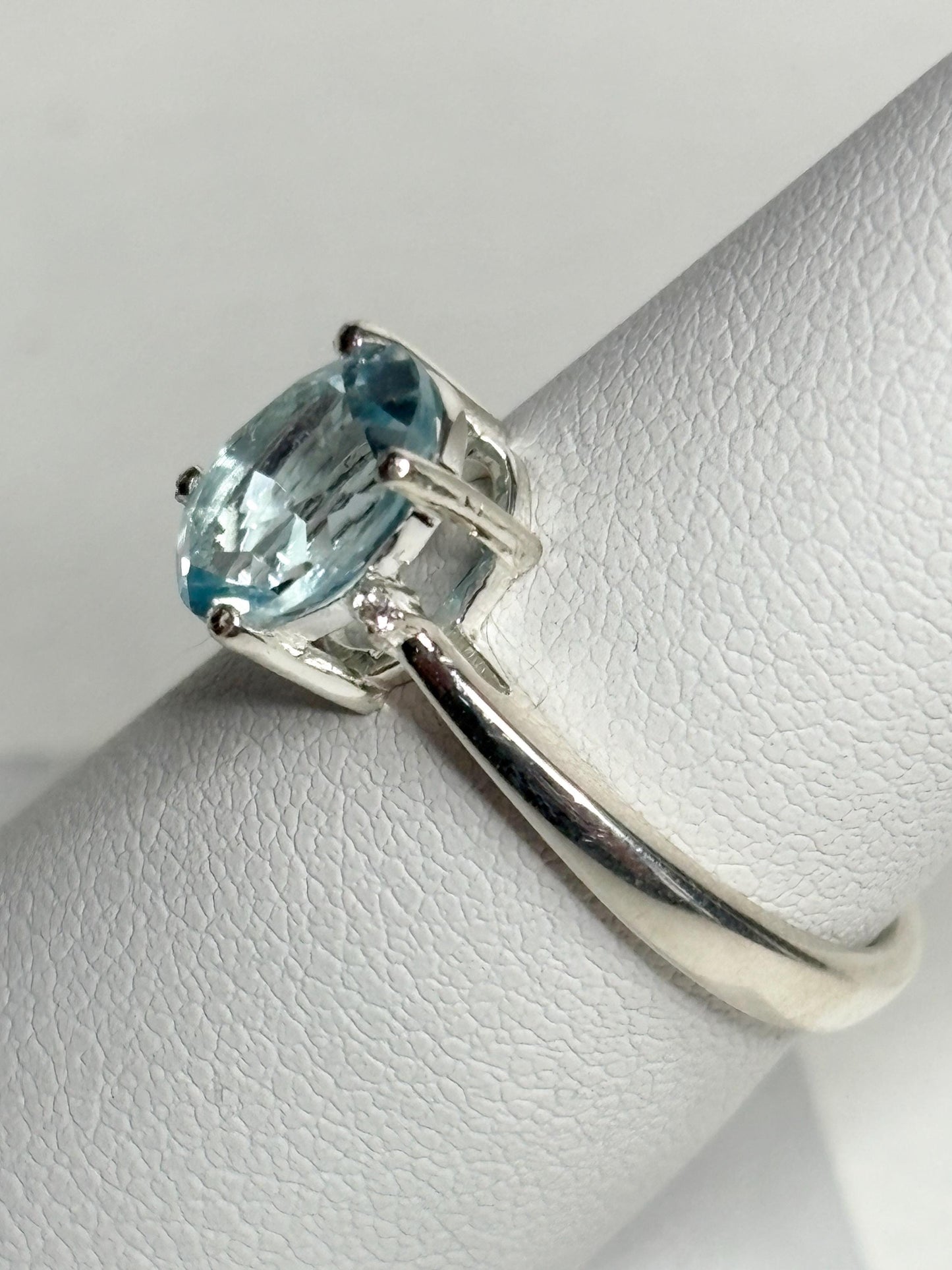 Sky Blue Topaz and Natural Diamond Ring Sterling Silver size 7 - NewLifeJewelryVault