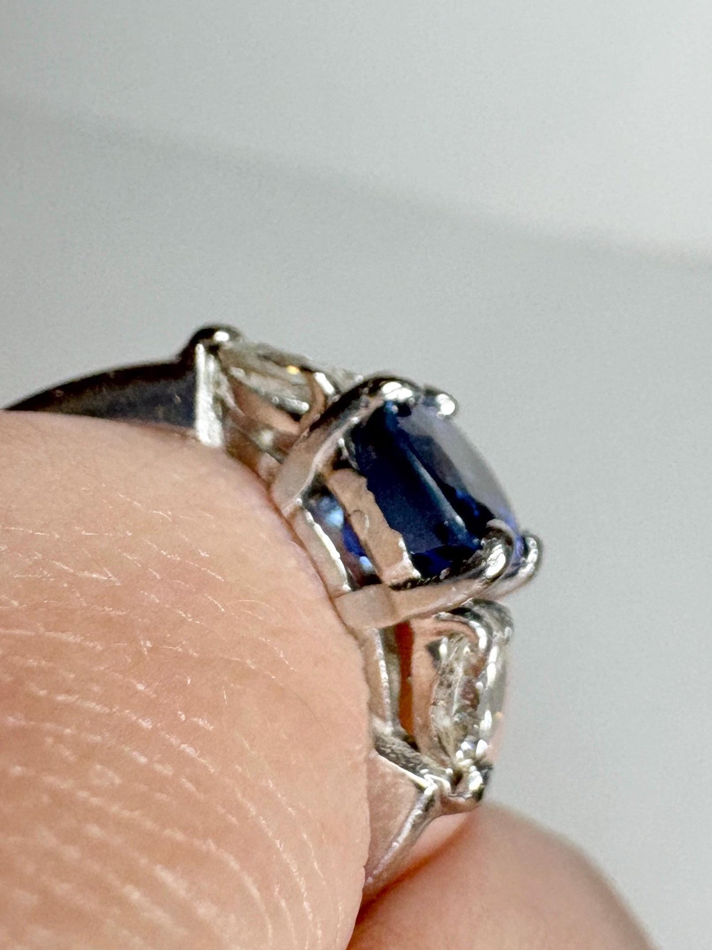 Sapphire and Diamond Platinum Band Ring size 5.5 - NewLifeJewelryVault