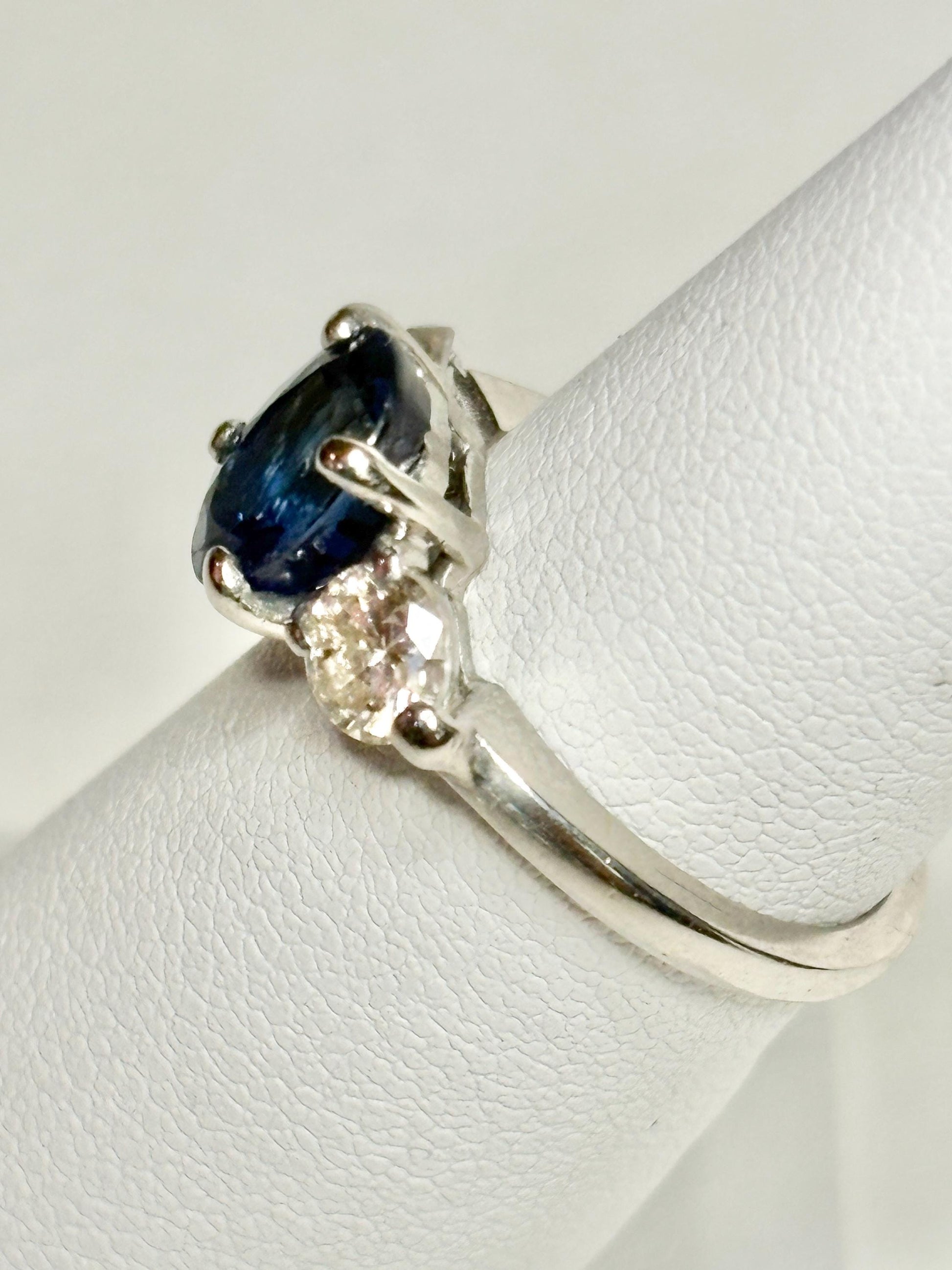 Sapphire and Diamond Platinum Band Ring size 5.5 - NewLifeJewelryVault
