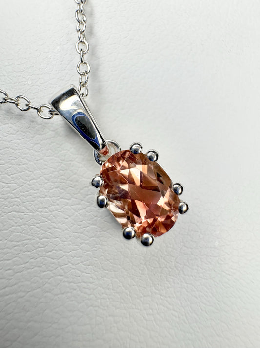 Oregon Sunstone Light Red Pendant Necklace Sterling Silver Adjustable 16-18" - NewLifeJewelryVault