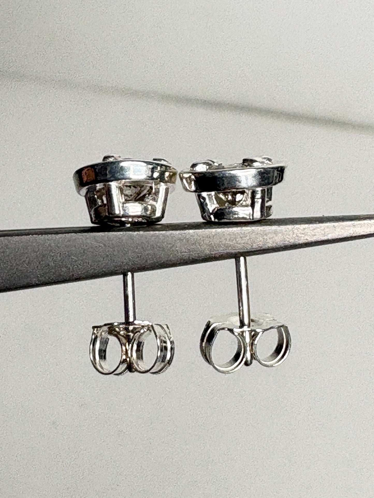 Natural Champagne Diamond Stud Earrings in Sterling Silver .70ctw - NewLifeJewelryVault
