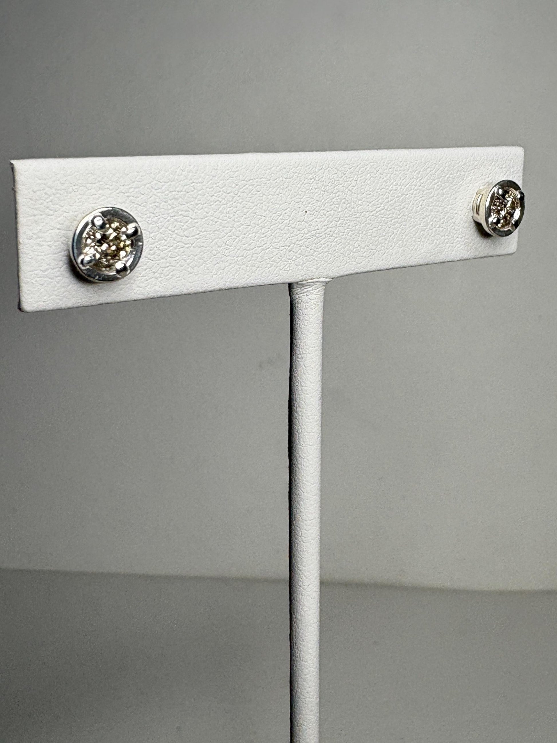 Natural Champagne Diamond Stud Earrings in Sterling Silver .70ctw - NewLifeJewelryVault