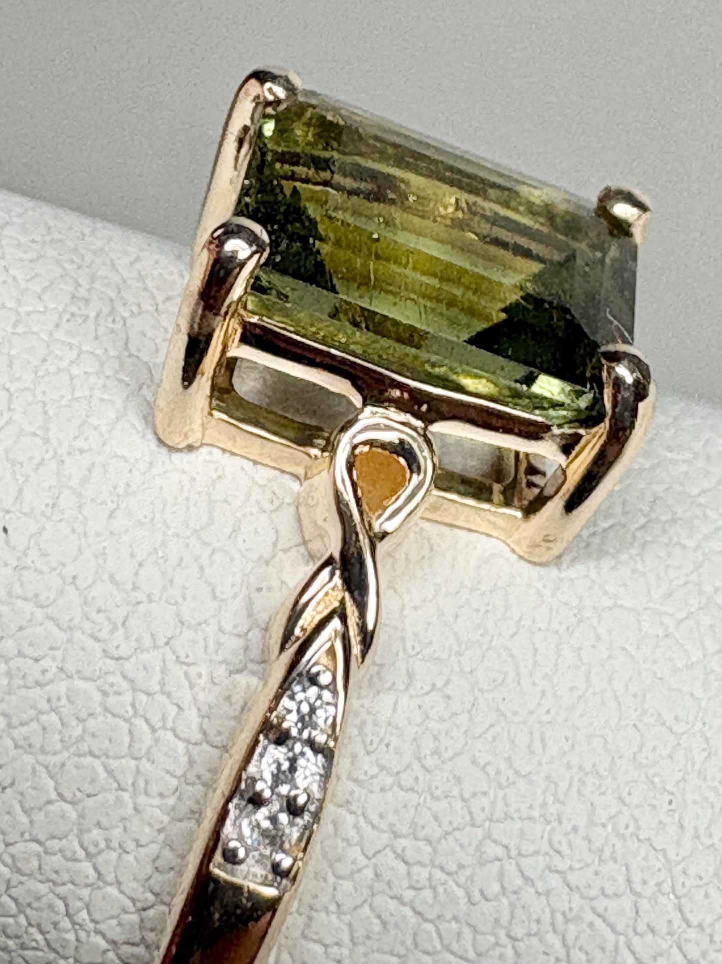 Moldavite Solitaire Emerald Cut Ring Solid 9k Gold size 7 - NewLifeJewelryVault