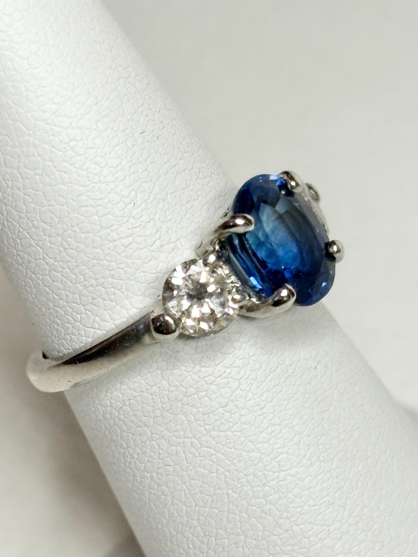 Sapphire and Diamond Platinum Band Ring size 5.5 - NewLifeJewelryVault