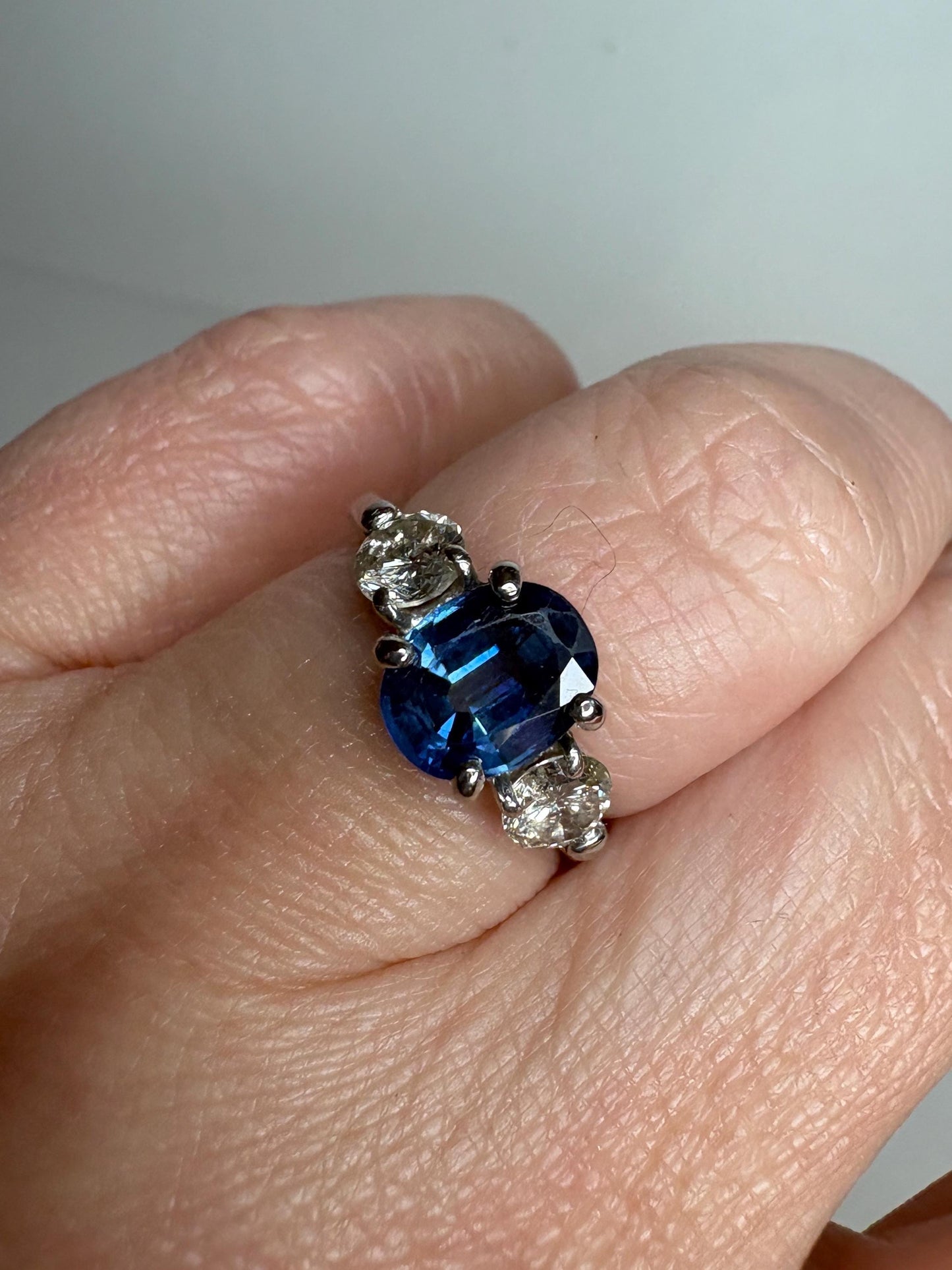 Sapphire and Diamond Platinum Band Ring size 5.5 - NewLifeJewelryVault