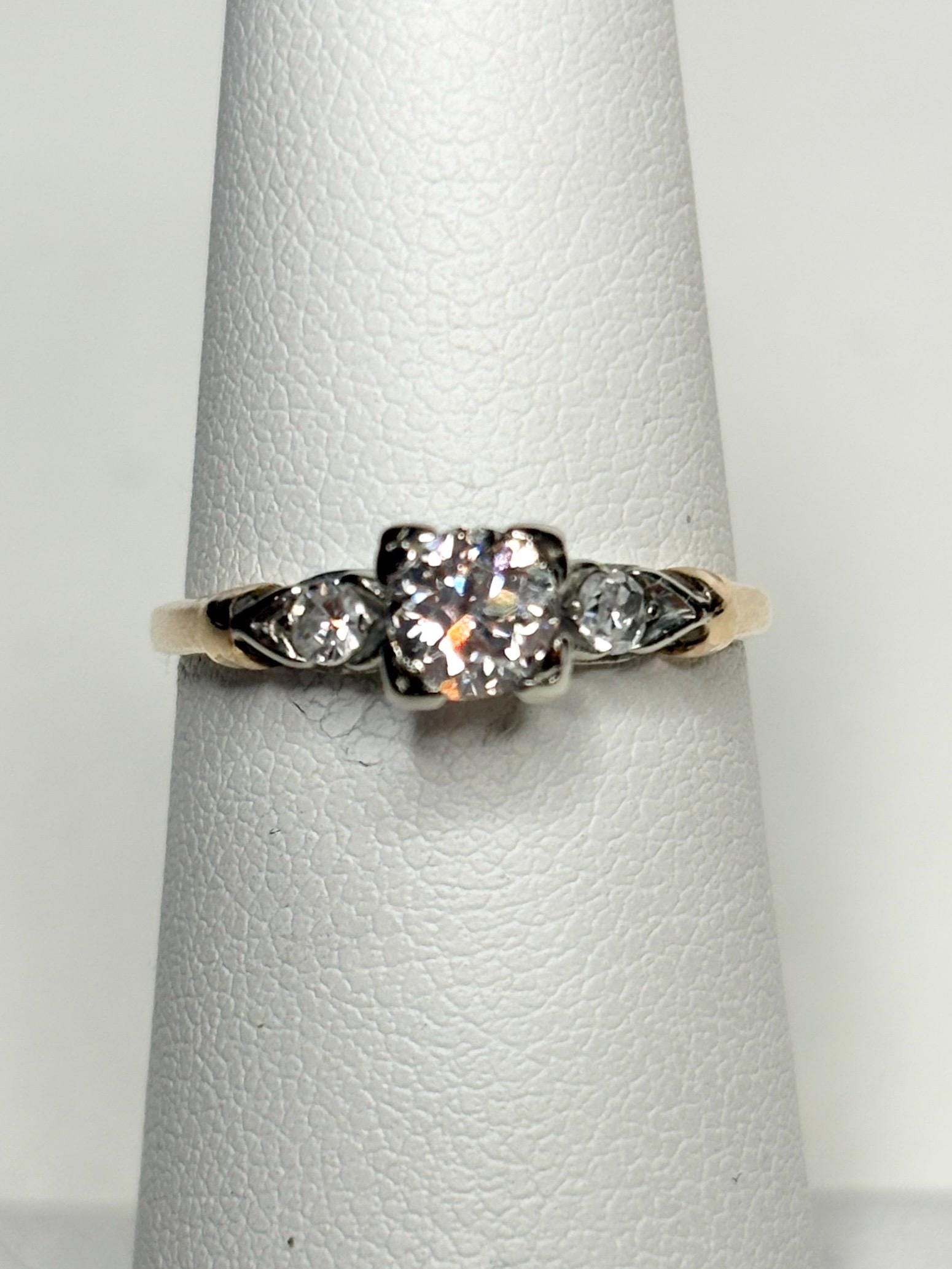 Retro Transition Cut Diamond Engagement Ring Two Tone 14k Gold size 5.25 - NewLifeJewelryVault
