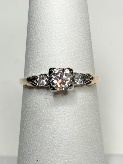 Retro Transition Cut Diamond Engagement Ring Two Tone 14k Gold size 5.25 - NewLifeJewelryVault
