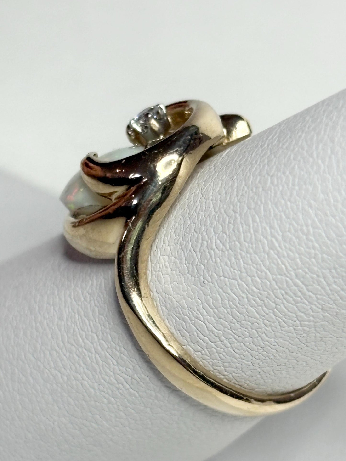 Australian Opal and Diamond Free-form Ring Solid 14k Gold 5g size 7.5 - NewLifeJewelryVault