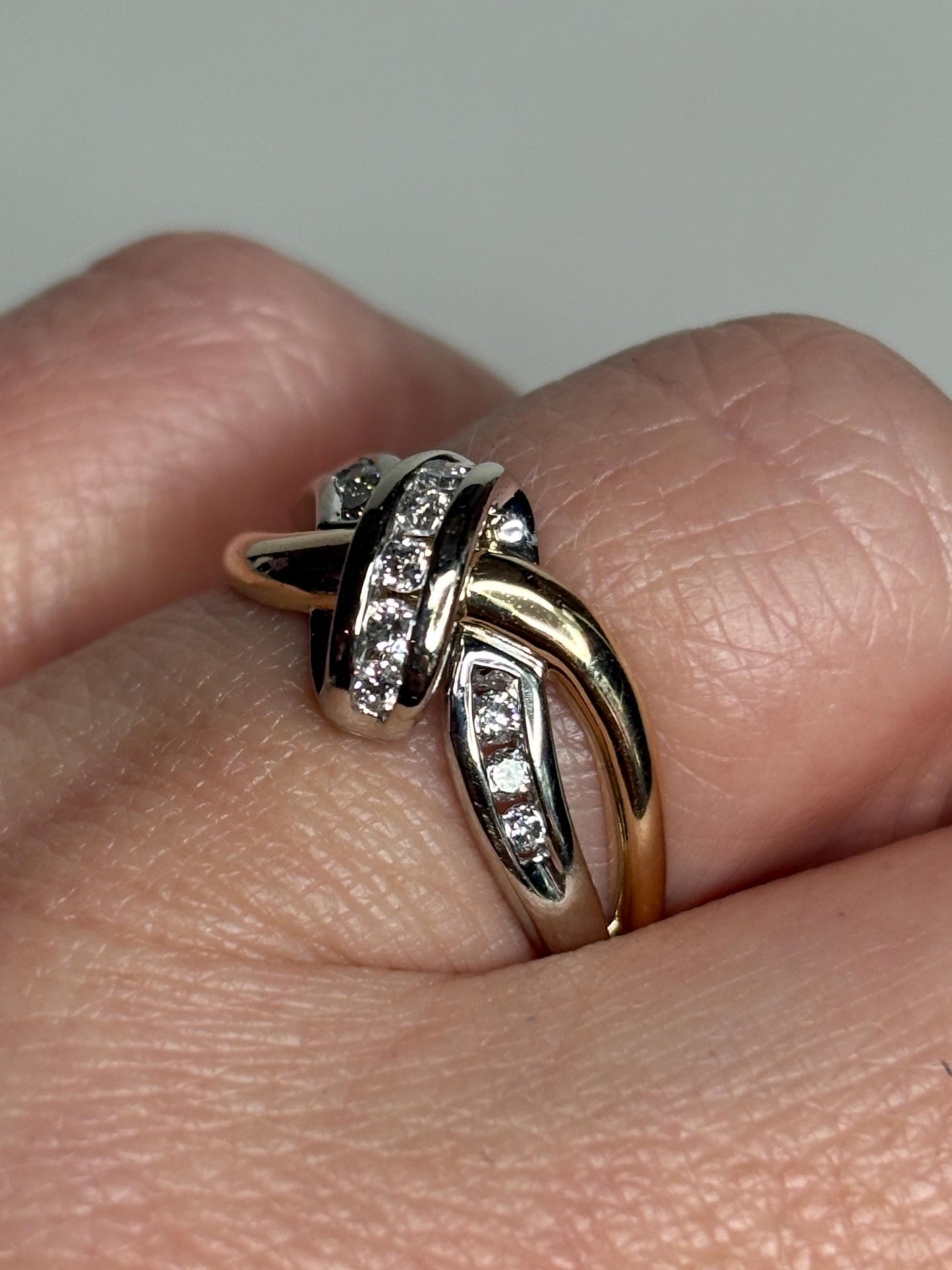 Two Toned Channel Set Diamond Ring Bypass Ribbon Style Solid 10k Gold size 7.25 - NewLifeJewelryVault