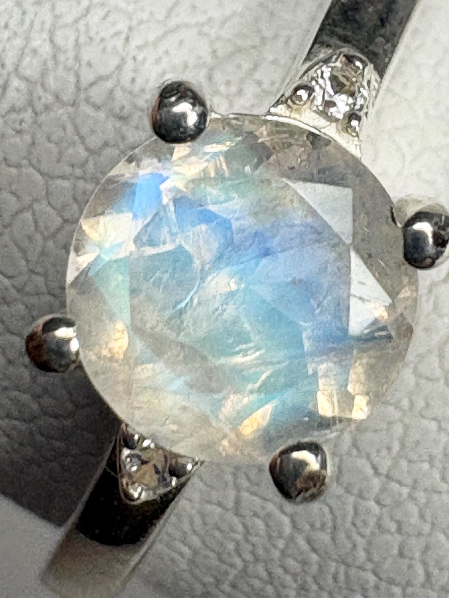 Rainbow Moonstone and Zircon Ring in Sterling Silver size 7 - NewLifeJewelryVault