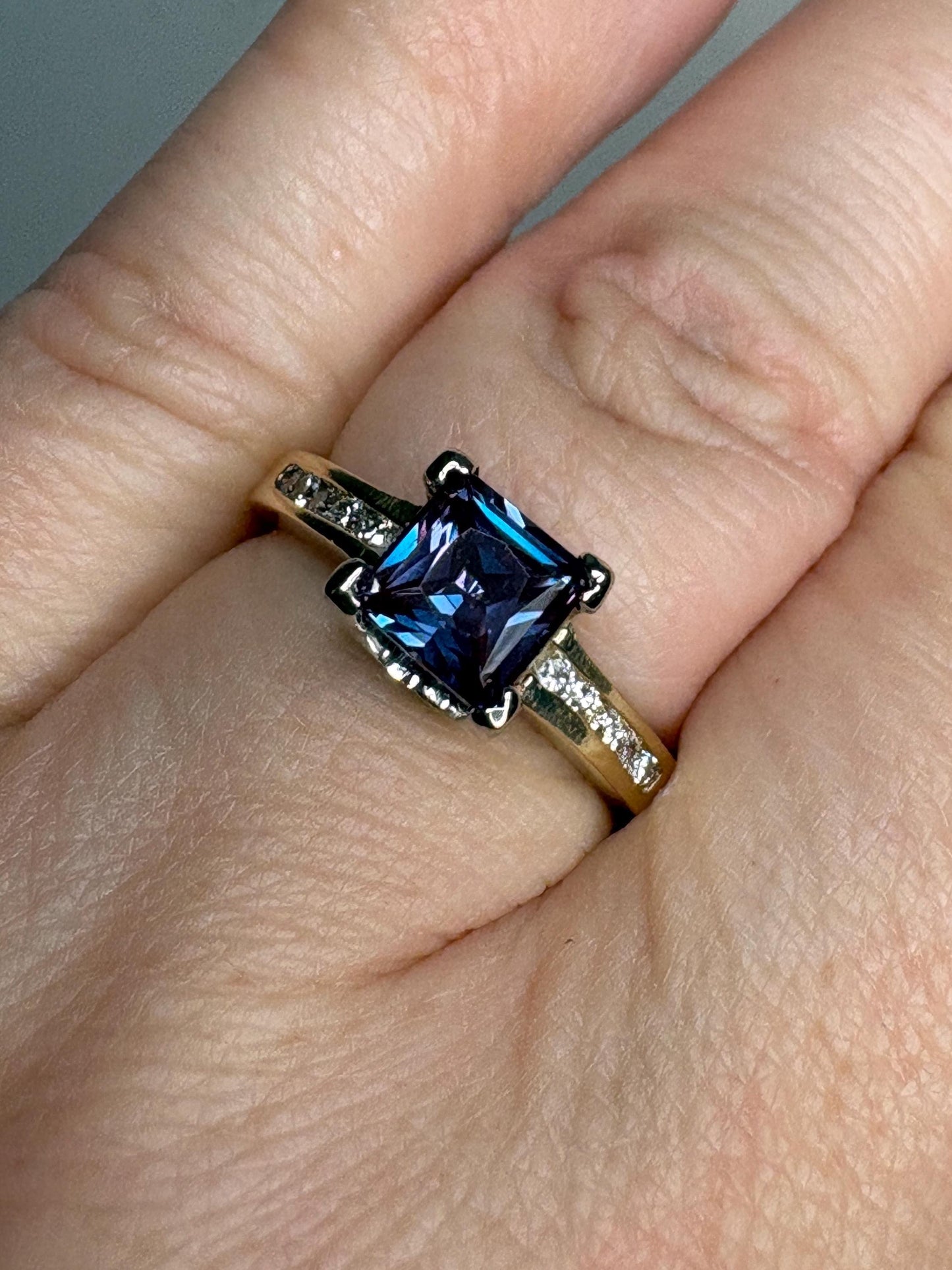 Lab Grown Alexandrite and Channel Set Diamond Band Ring Solid Two Toned 10k Gold size 6 - NewLifeJewelryVault