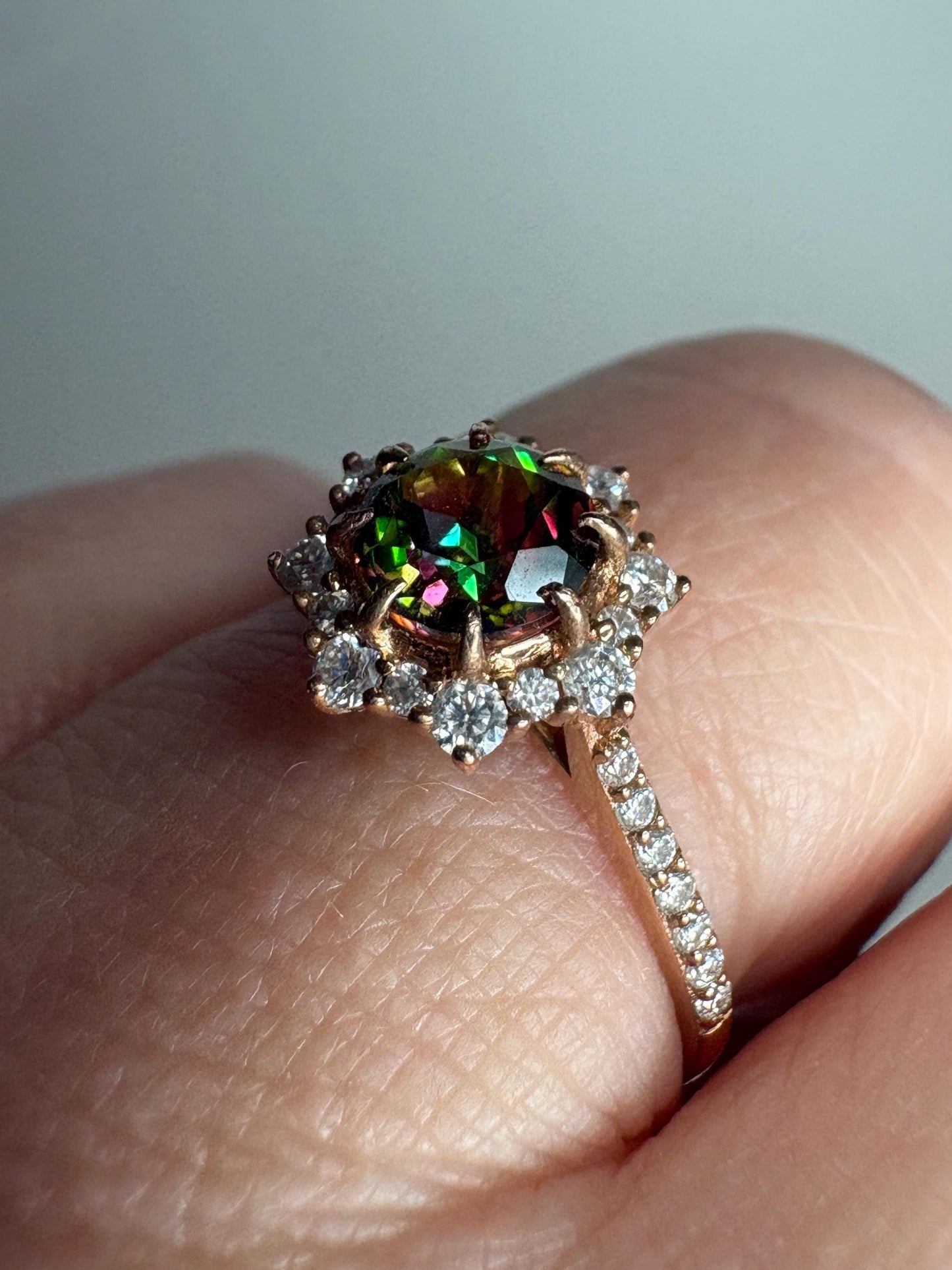 Lab Grown Russian Alexandrite Chrysoberyl and Crystal Ring Halo Solid 18k Rose Gold size 7 - NewLifeJewelryVault