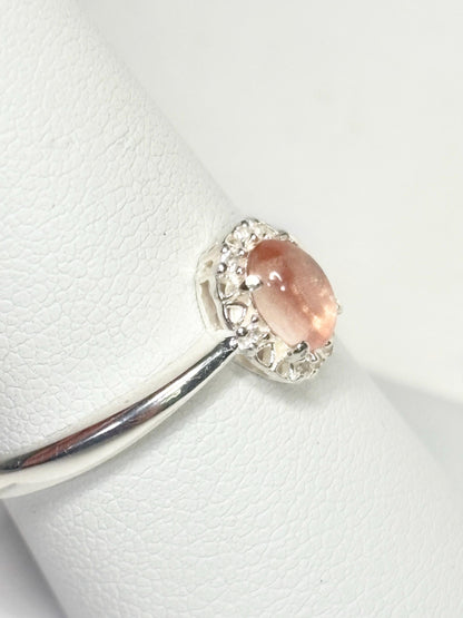 Oregon Sunstone Cabochon Ring Sterling Silver Strong Shiller size 8 - NewLifeJewelryVault