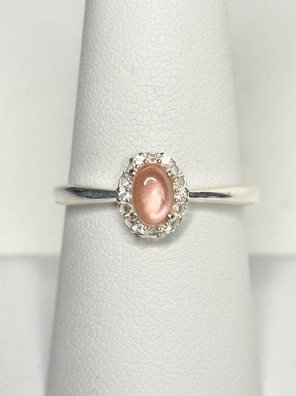 Oregon Sunstone Cabochon Ring Sterling Silver Strong Shiller size 8 - NewLifeJewelryVault