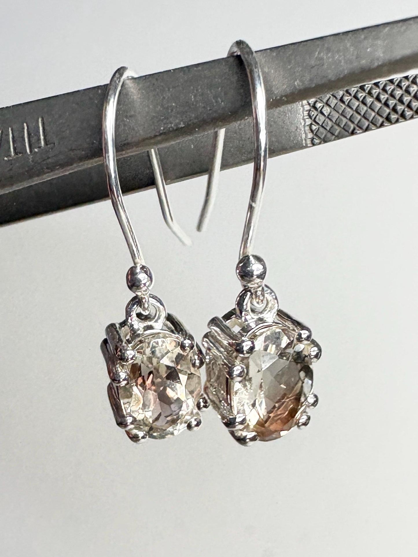 Oregon Sunstone Bi Color Dangle Drop Earrings Sterling Silver - NewLifeJewelryVault