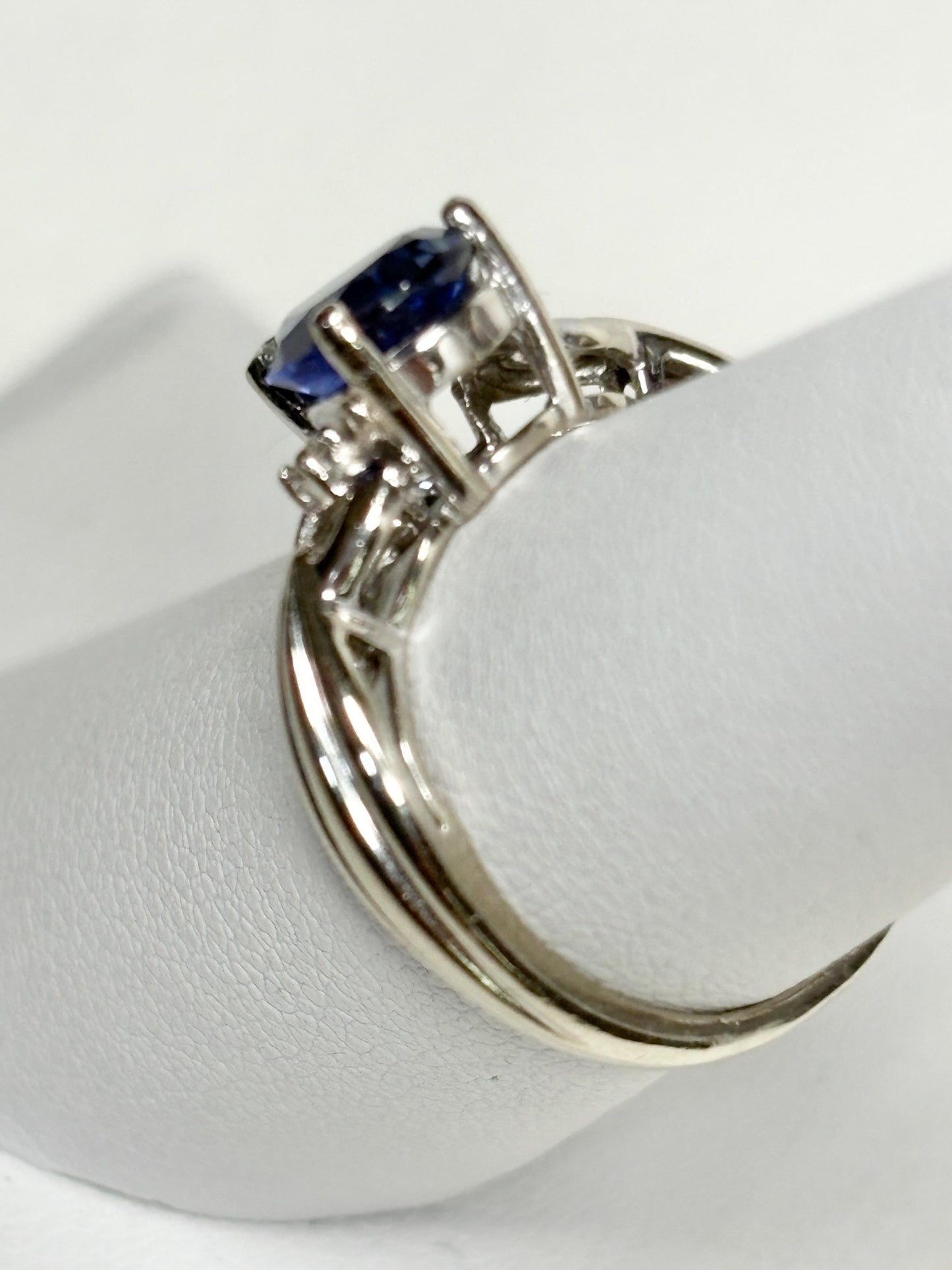 Blue Tanzanite Pear and Diamond Ring Solid 10k White Gold size 6 - NewLifeJewelryVault