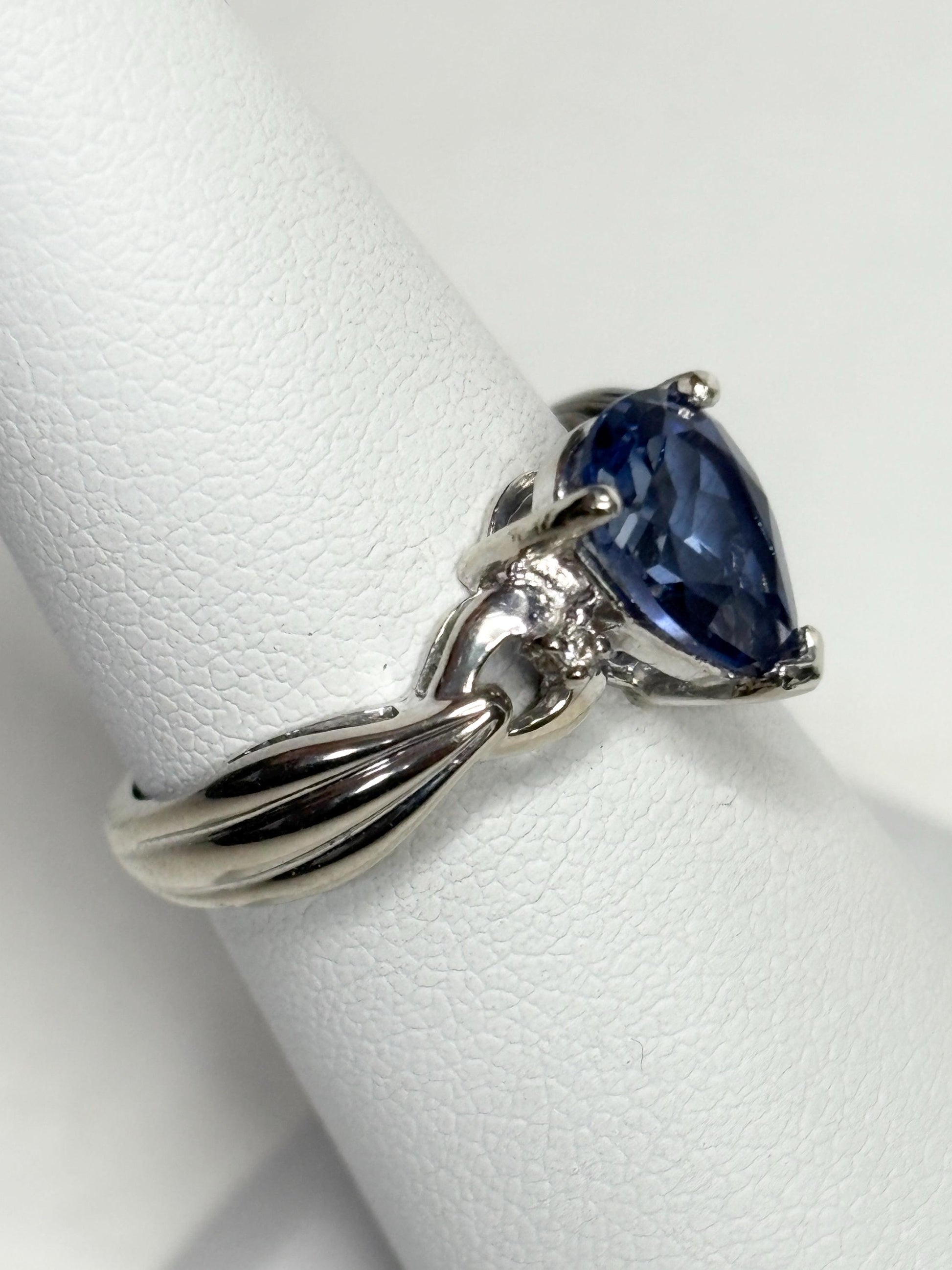 Blue Tanzanite Pear and Diamond Ring Solid 10k White Gold size 6 - NewLifeJewelryVault