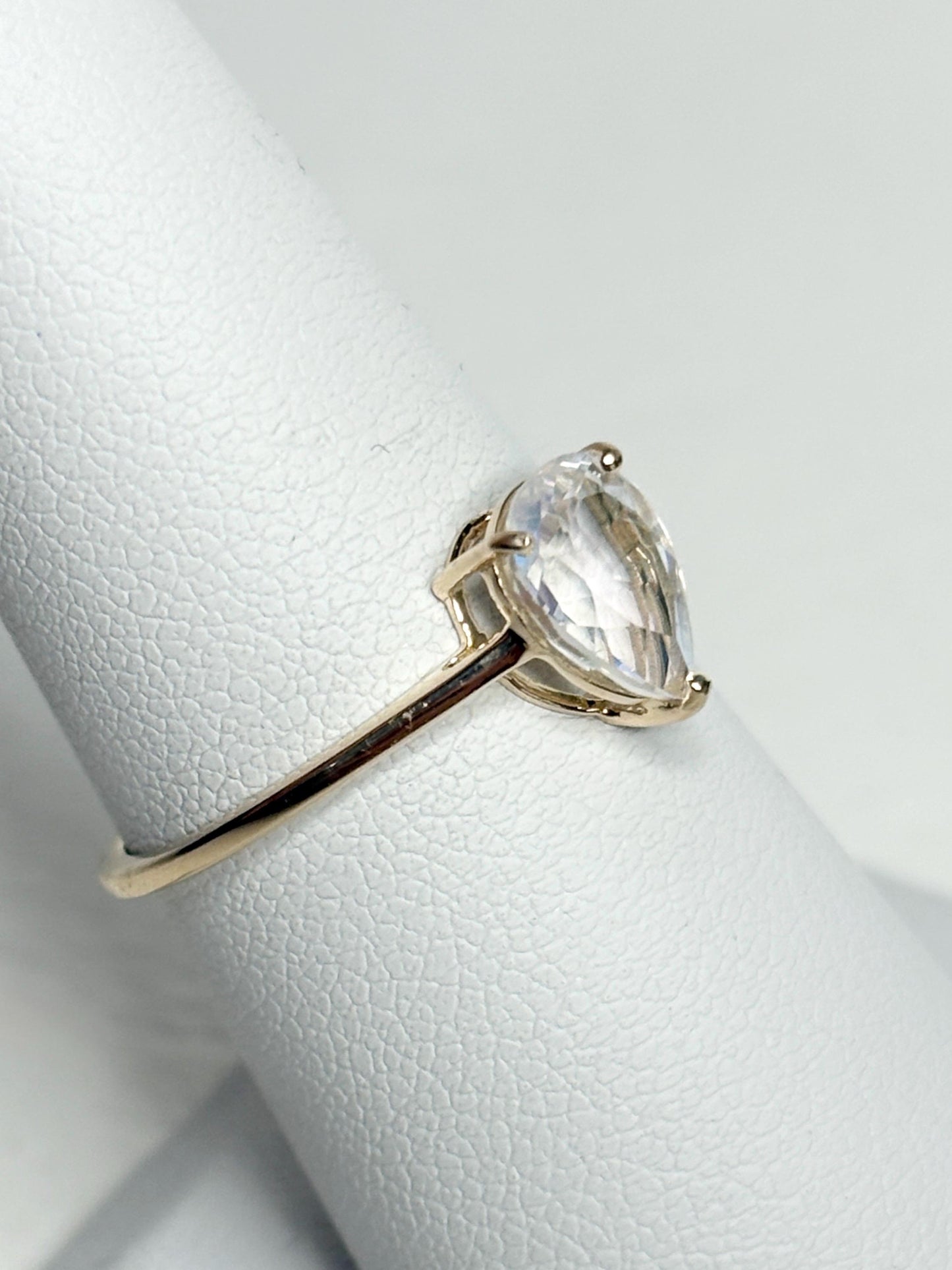 Madagascar Rainbow Moonstone Pear Solitaire Ring 9k Gold size 7 - NewLifeJewelryVault