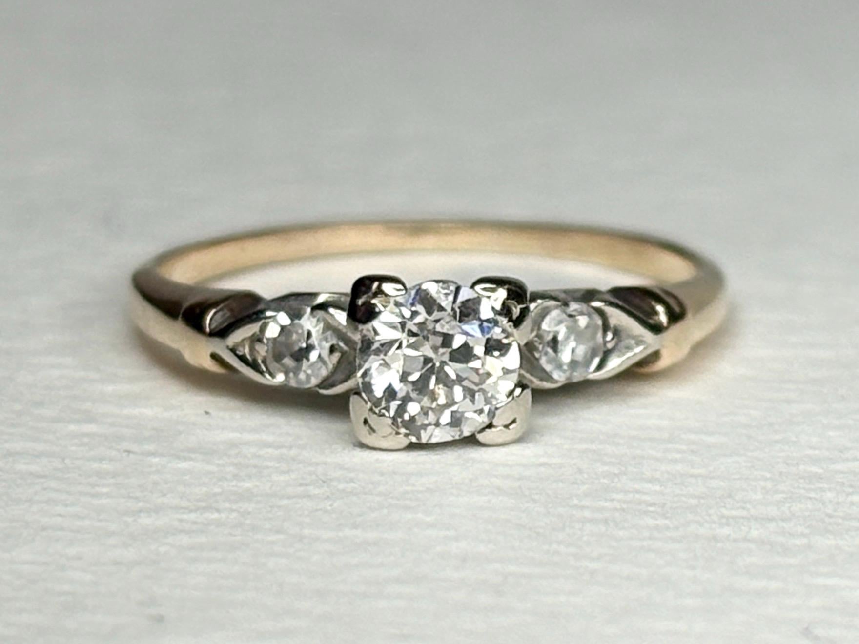Retro Transition Cut Diamond Engagement Ring Two Tone 14k Gold size 5.25 - NewLifeJewelryVault