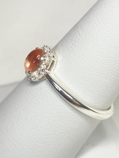 Oregon Sunstone Cabochon Ring Sterling Silver Strong Shiller size 8 - NewLifeJewelryVault