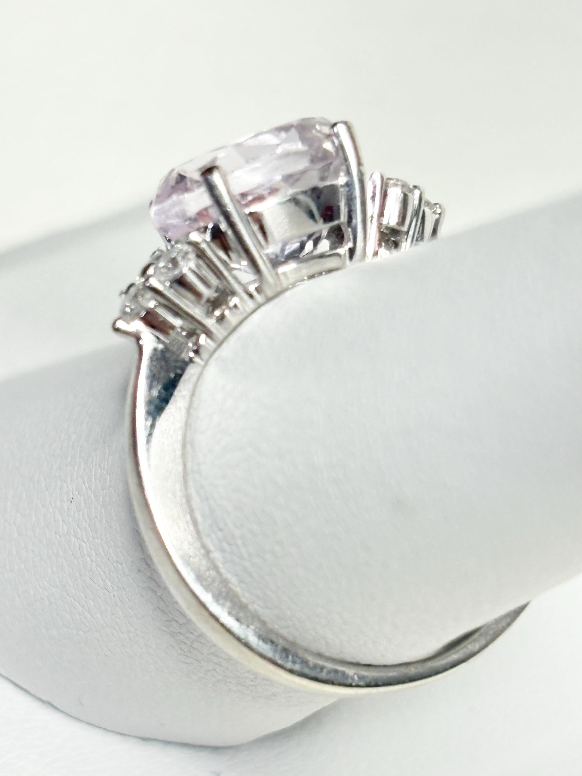 Kunzite and Diamond East West Set Ring Solid 14k White Gold size 6.75 - NewLifeJewelryVault