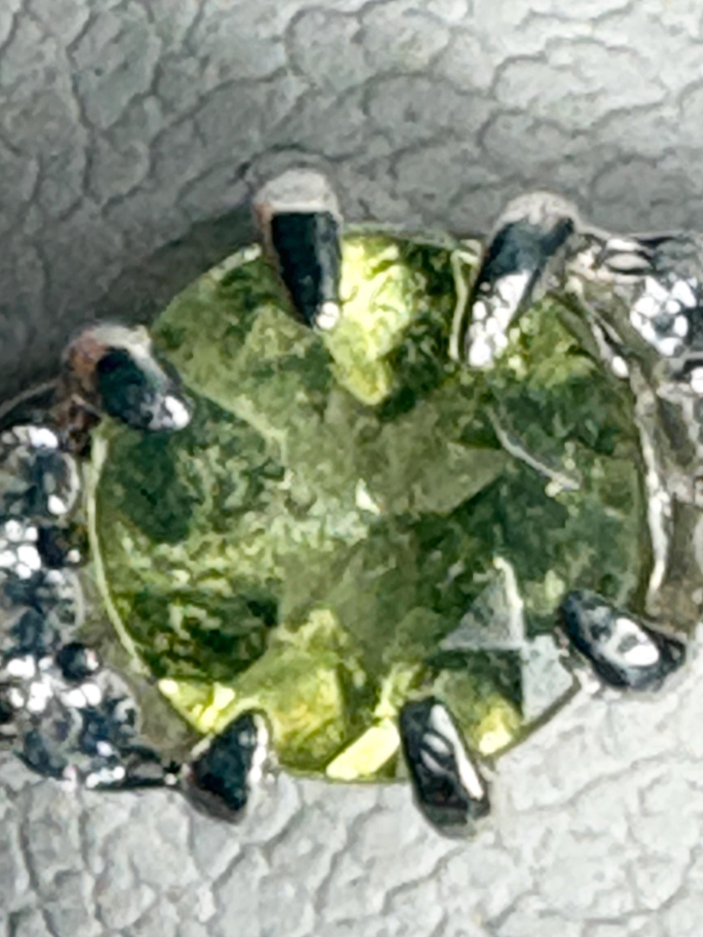 Pala California Light Green Tourmaline and Zircon Ring in Sterling Silver size 7 - NewLifeJewelryVault