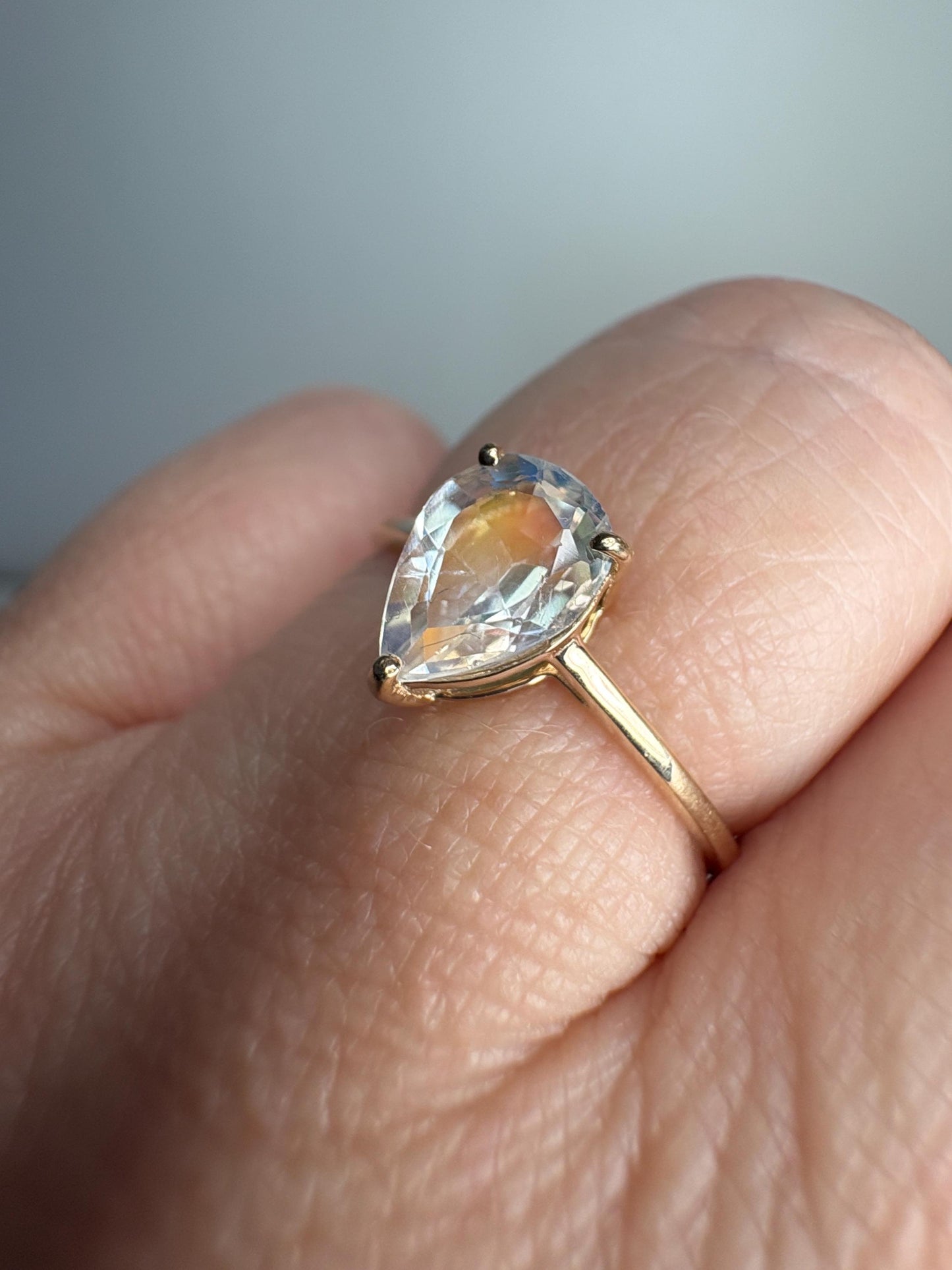 Madagascar Rainbow Moonstone Pear Solitaire Ring 9k Gold size 7 - NewLifeJewelryVault