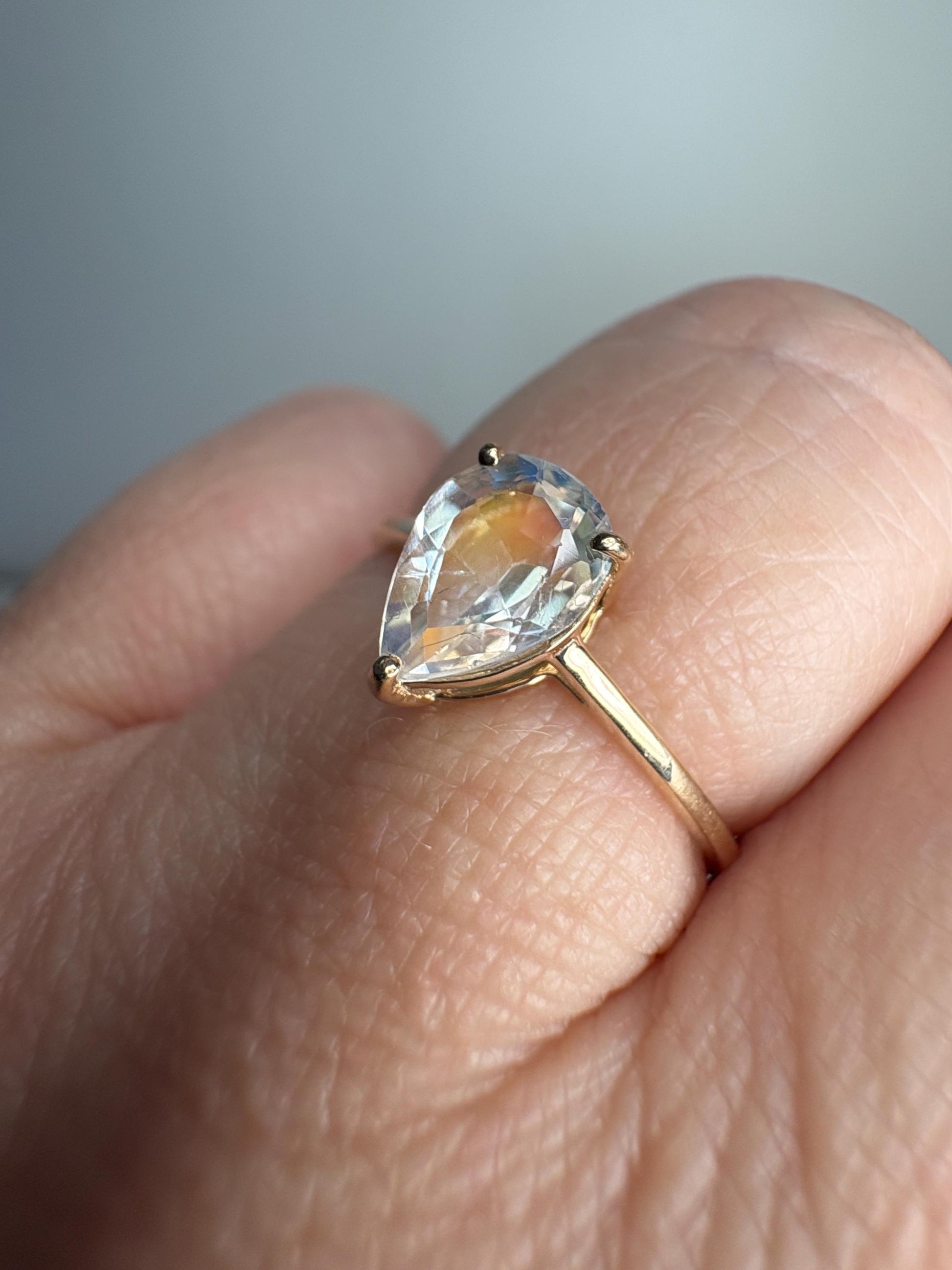Madagascar Rainbow Moonstone Pear Solitaire Ring 9k Gold size 7 - NewLifeJewelryVault