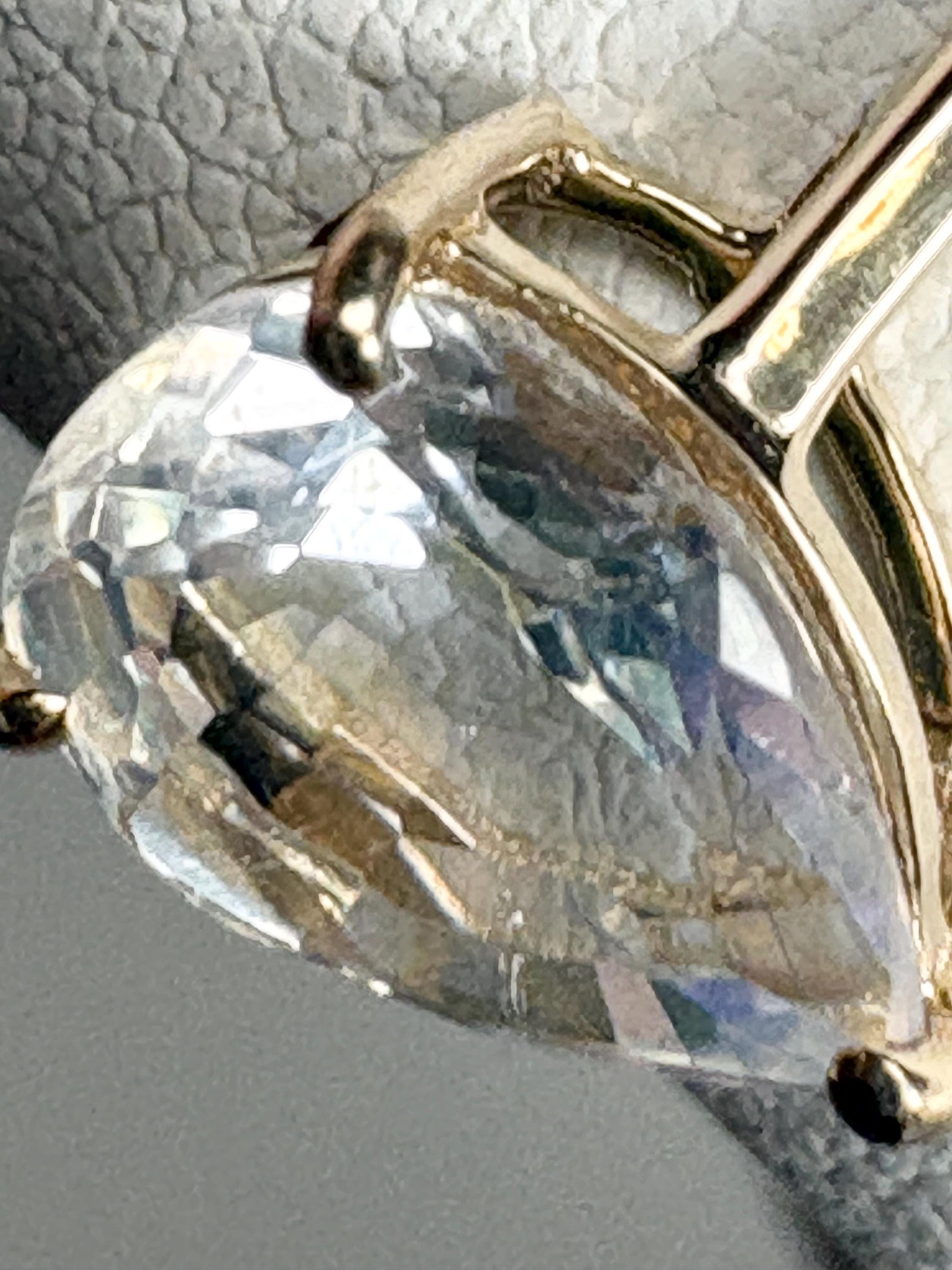 Madagascar Rainbow Moonstone Pear Solitaire Ring 9k Gold size 7 - NewLifeJewelryVault