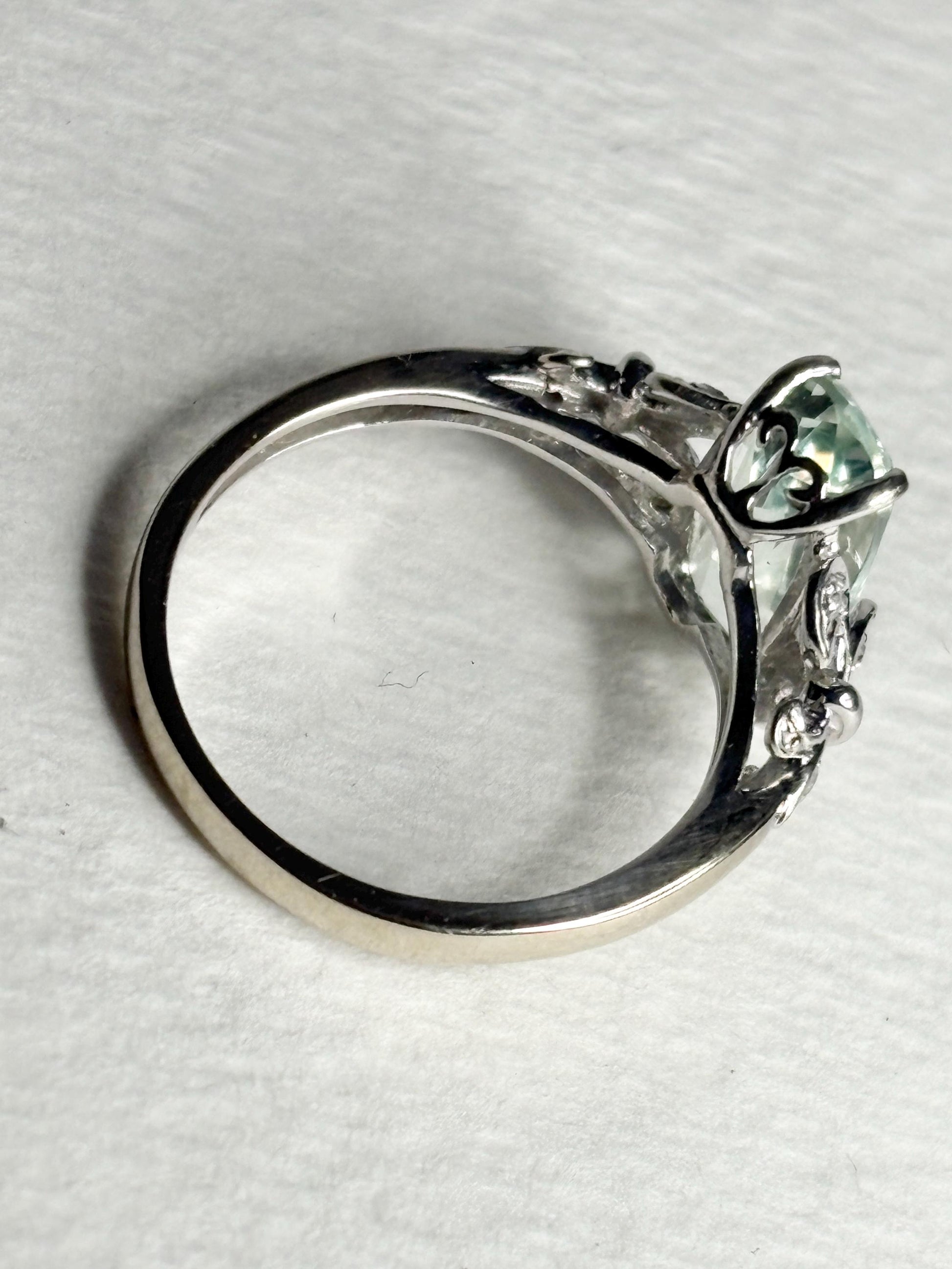 Prasiolite Green Quartz and Diamond Fleur De Lis Ring Solid 14k White Gold size 6.5 - NewLifeJewelryVault