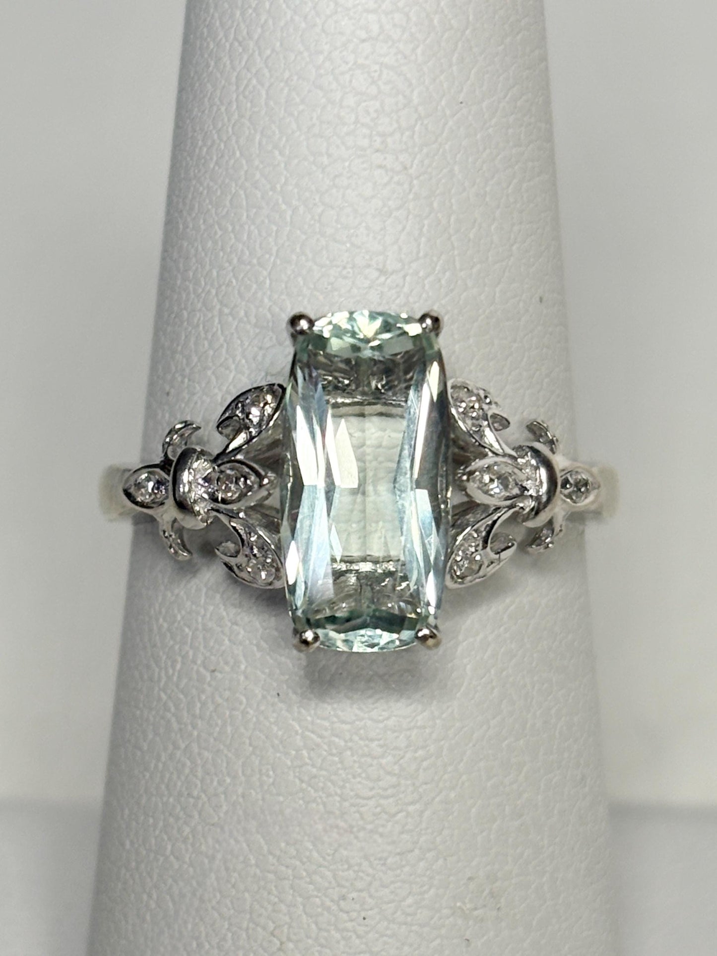 Prasiolite Green Quartz and Diamond Fleur De Lis Ring Solid 14k White Gold size 6.5 - NewLifeJewelryVault