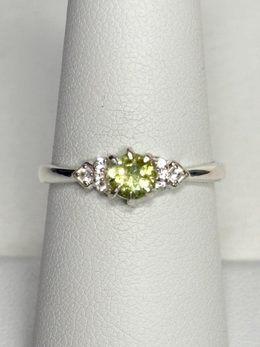 Pala California Light Green Tourmaline and Zircon Ring in Sterling Silver size 7 - NewLifeJewelryVault