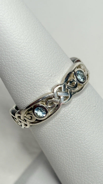 Celtic Blue Topaz Argentium Silver Band Ring size 6.25 - NewLifeJewelryVault