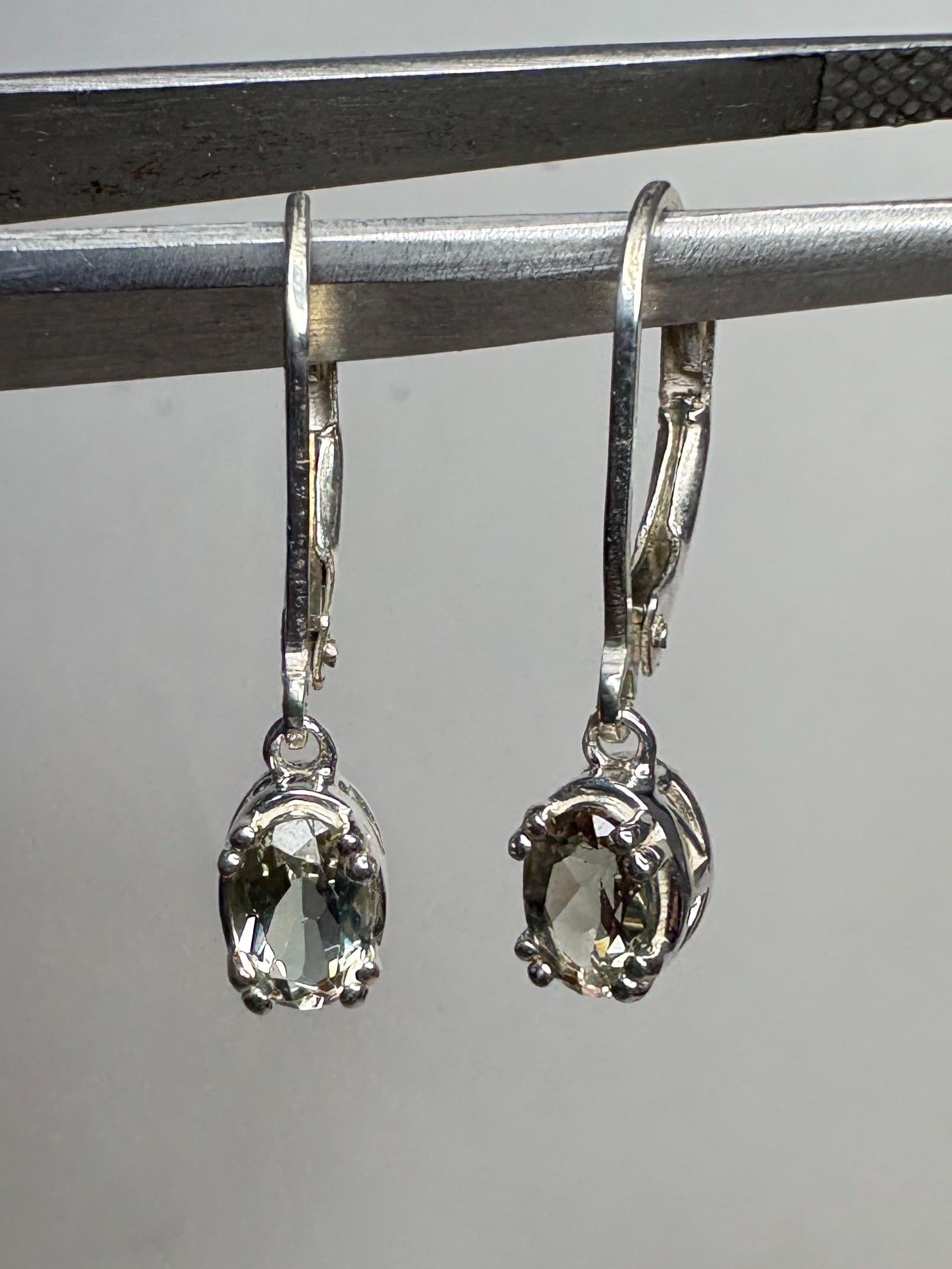 Green Oregon Sunstone Dangle Drop Lever Back Earrings Sterling Silver - NewLifeJewelryVault