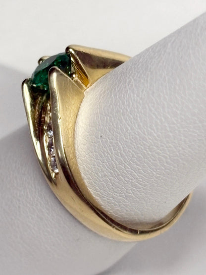 Natural Emerald and Diamond Ring By Spark 18k size 7 - NewLifeJewelryVault
