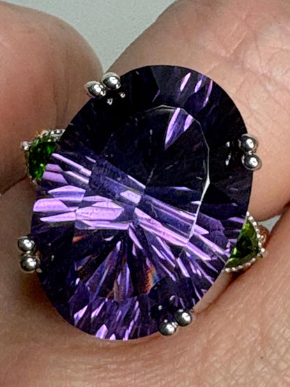 Huge Amethyst and Chrome Diopside Statement Ring 2 Tone Sterling Silver size 8 - NewLifeJewelryVault